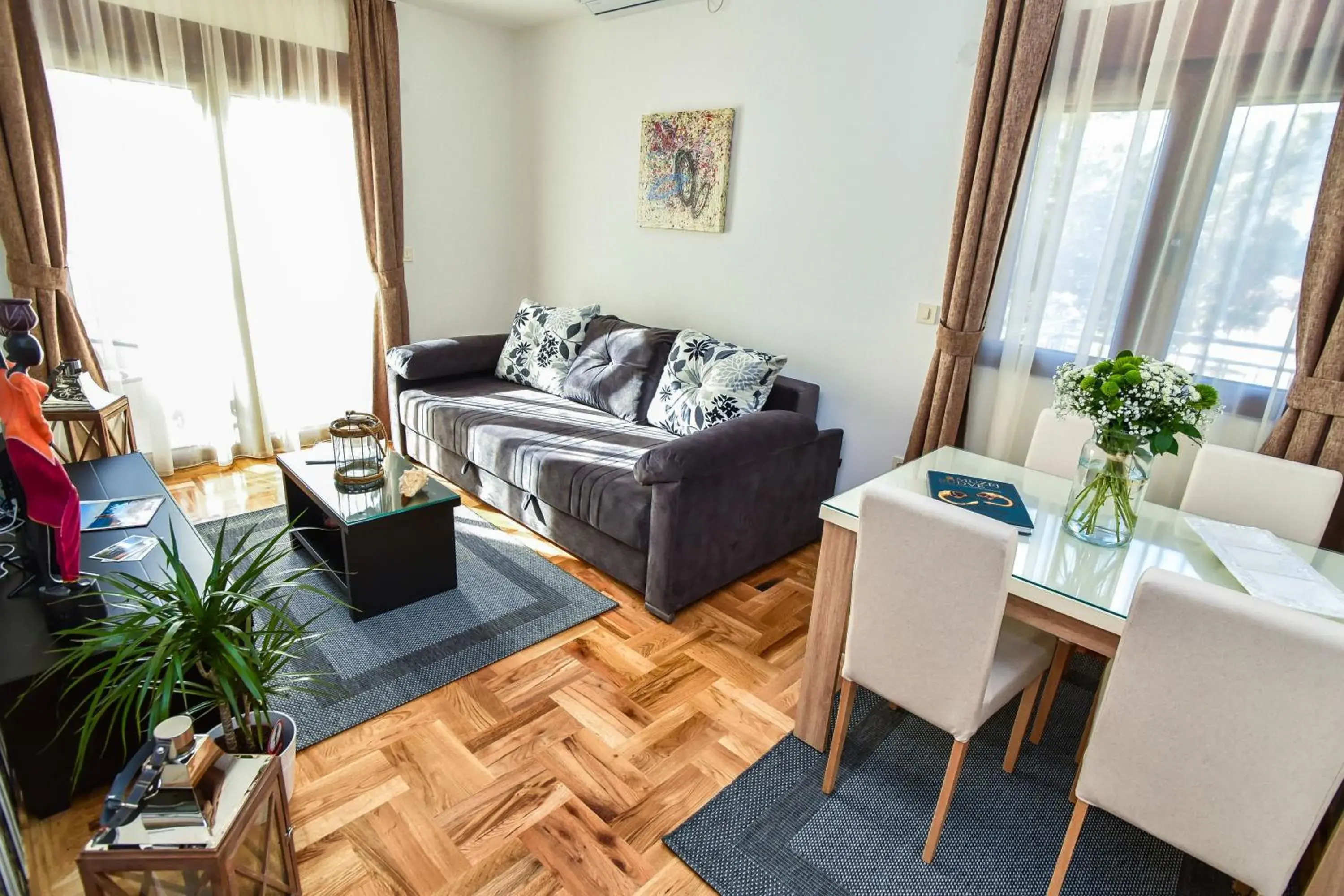 One-Bedroom Apartment in Vistamar Hotel & Apartments One-Bedroom Apartment in Vistamar Hotel & Apartments