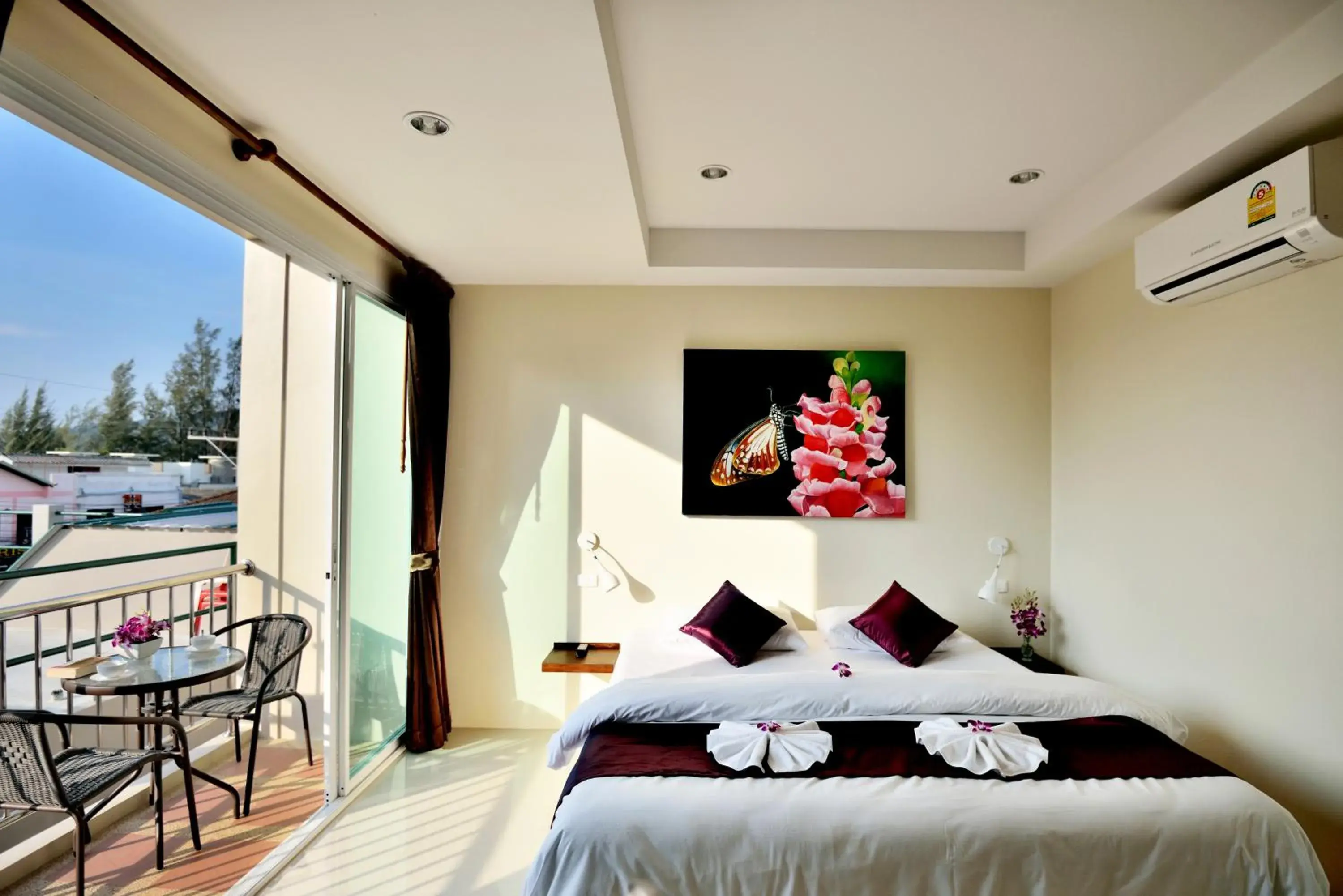 Photo of the whole room, Bed in At Kamala Hotel Photo of the whole room, Bed in At Kamala Hotel