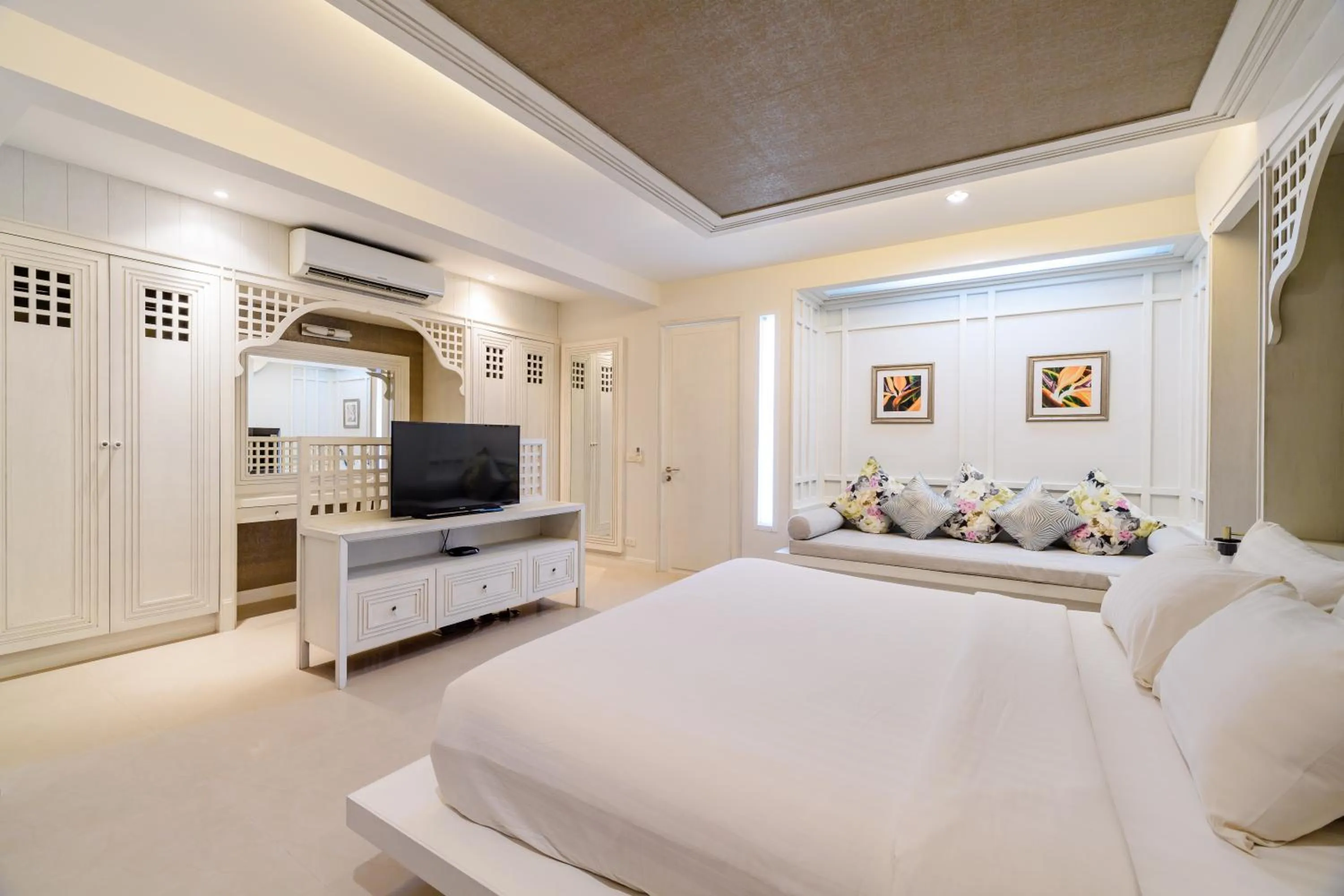 Bedroom, Bed in Villa Pimmada