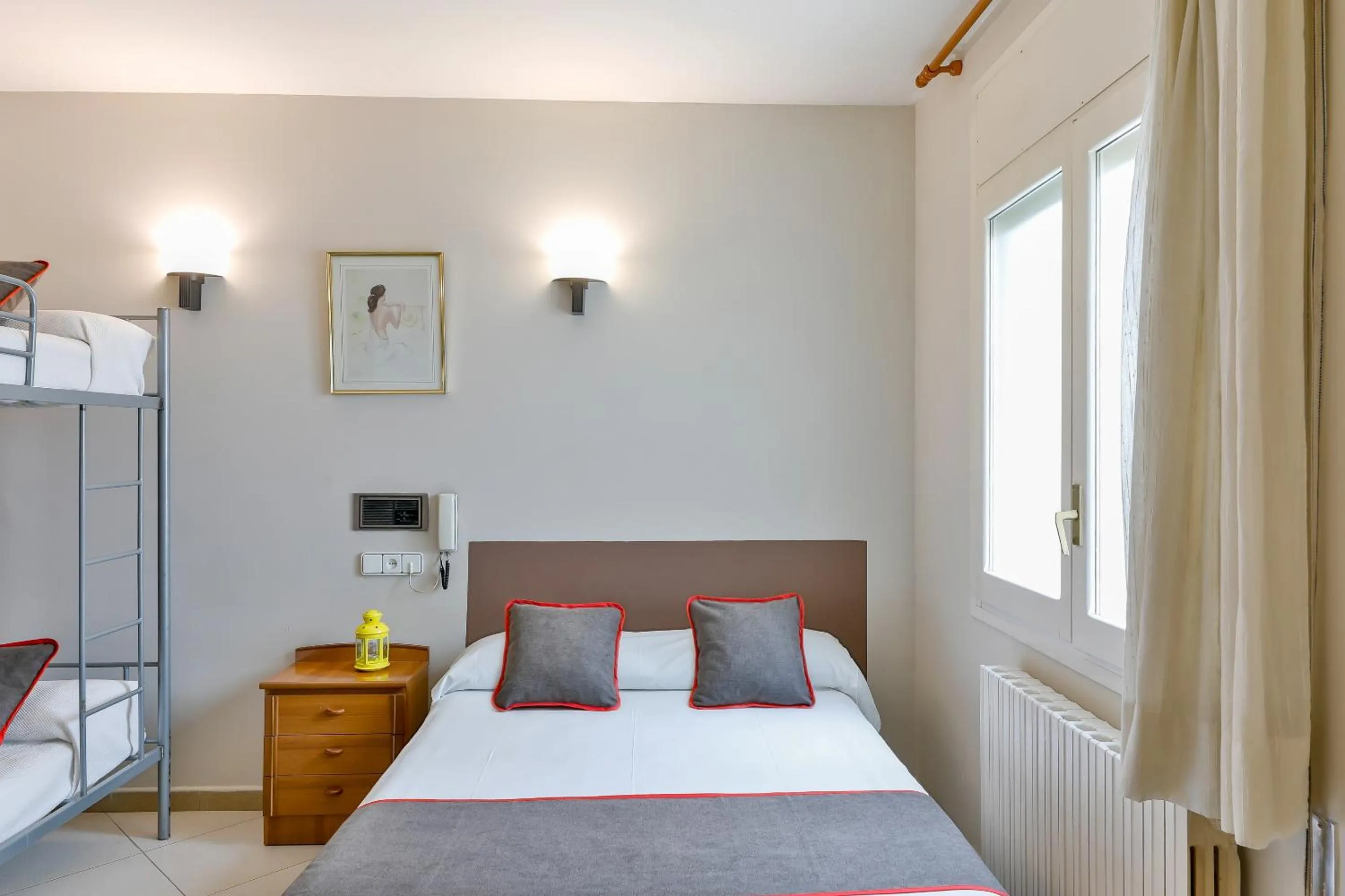 Bedroom in Can Peixan