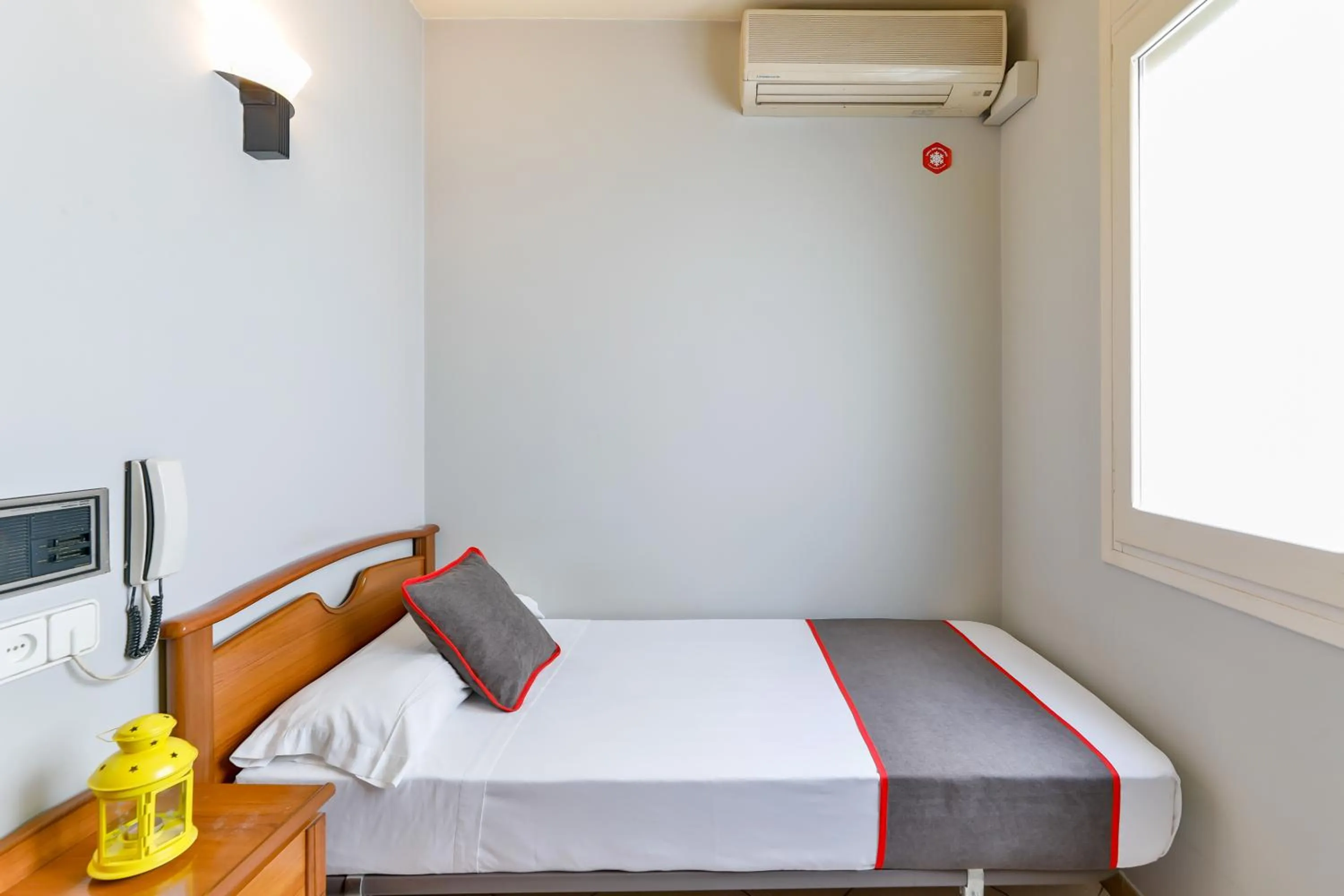 Bedroom in Can Peixan