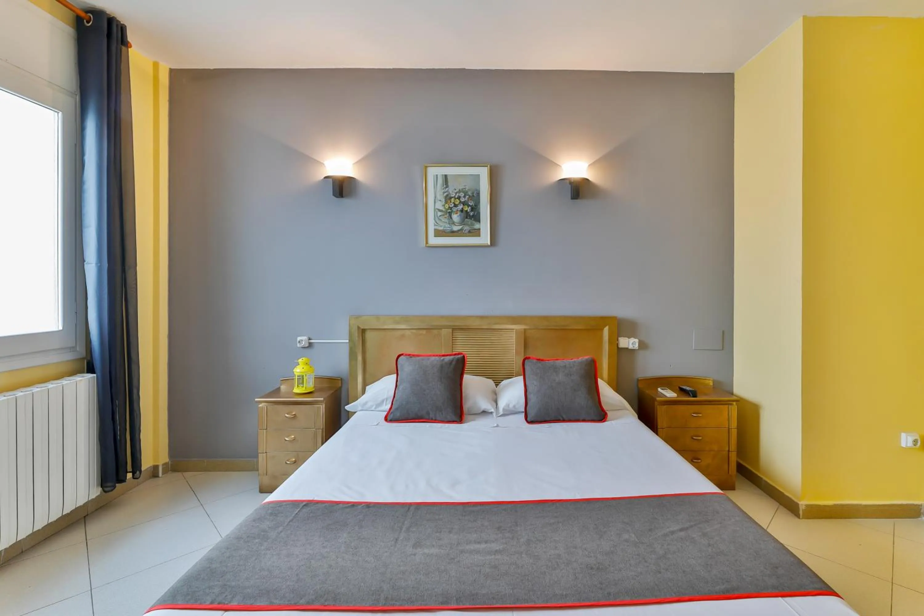 Bedroom in Can Peixan