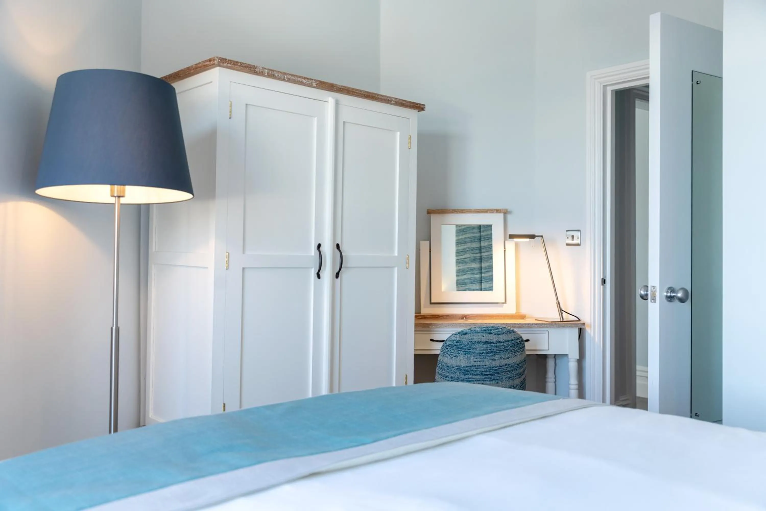 Bed in Sandhills Apartments, Mudeford