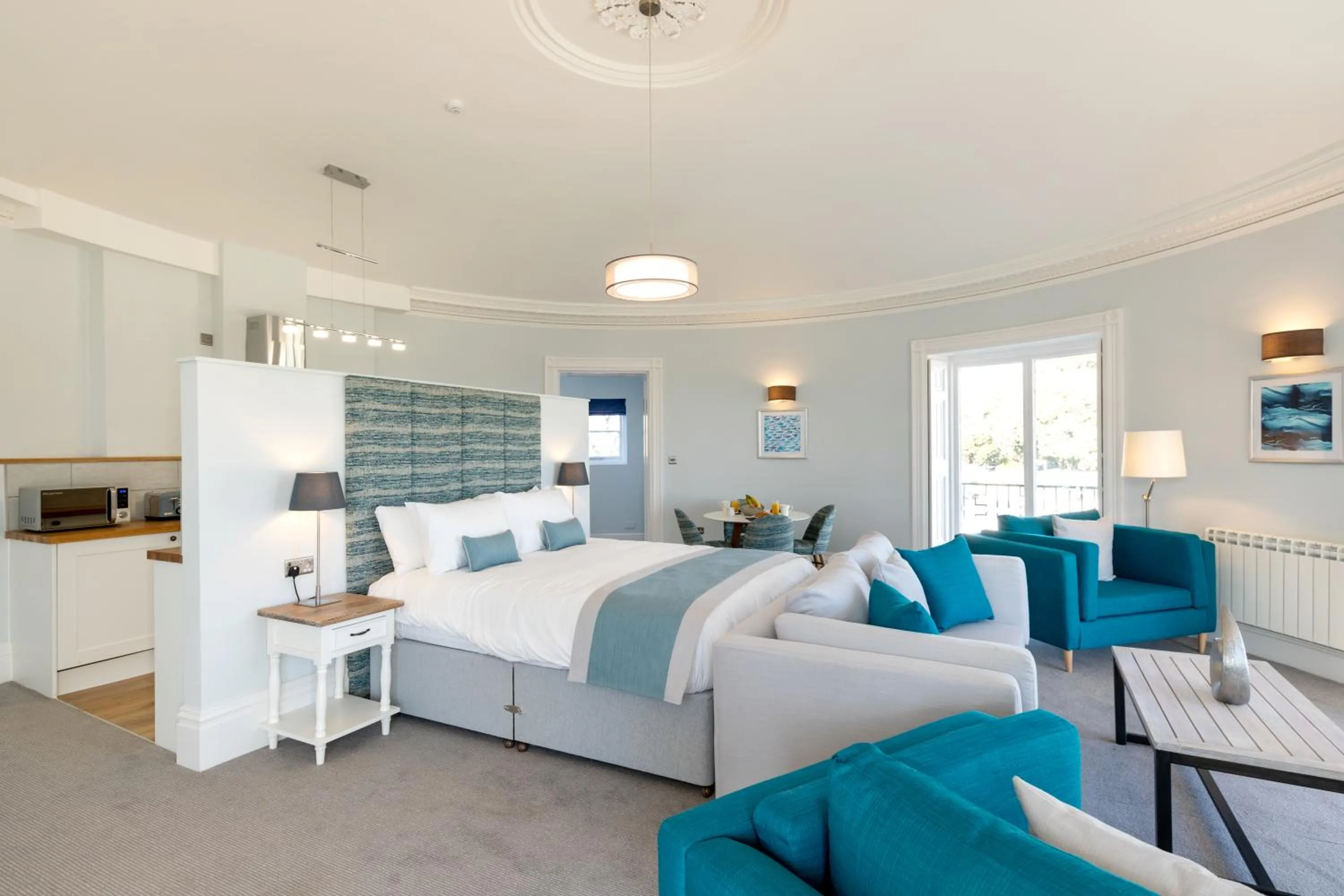 Kitchen or kitchenette in Sandhills Apartments, Mudeford