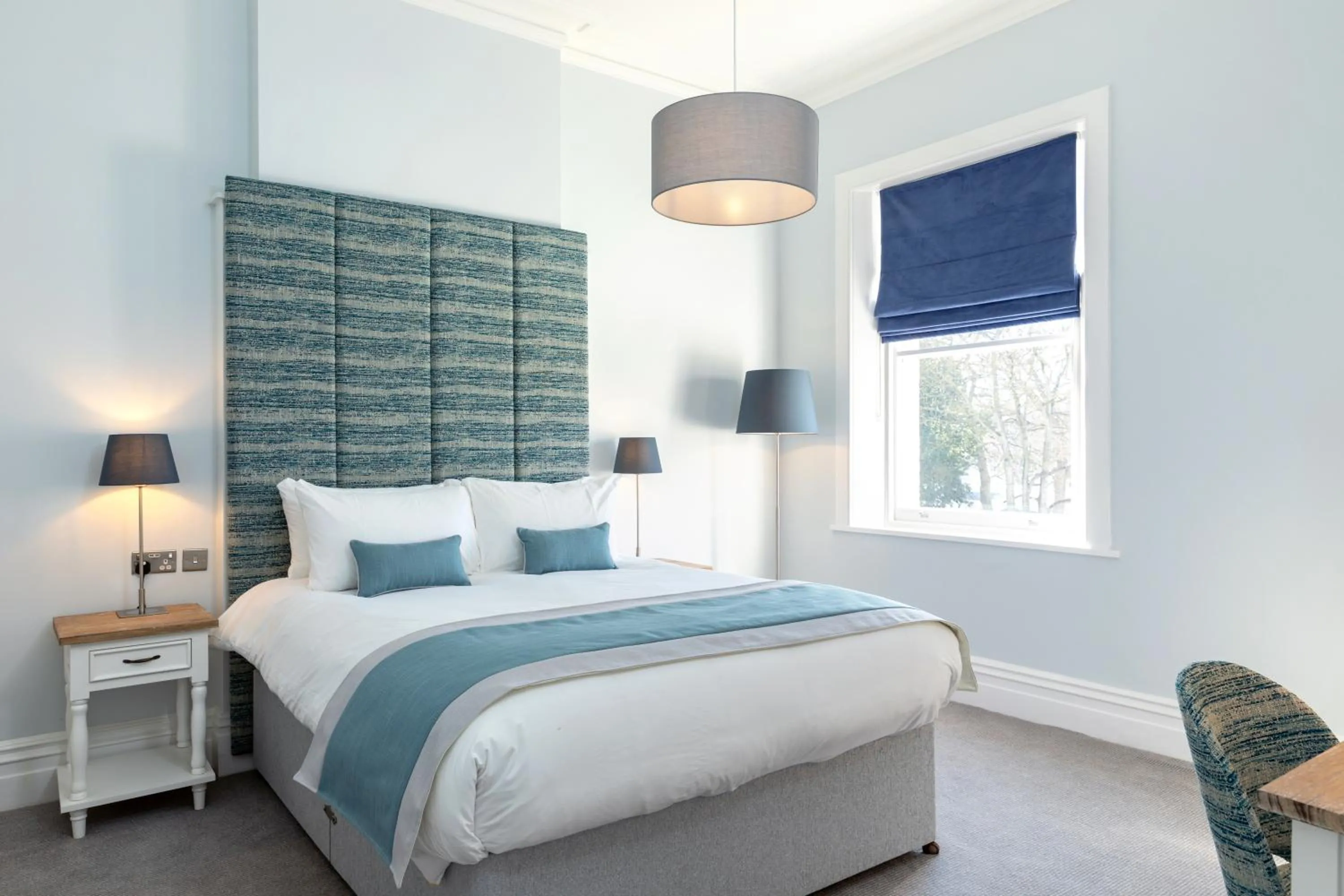 Bed in Sandhills Apartments, Mudeford
