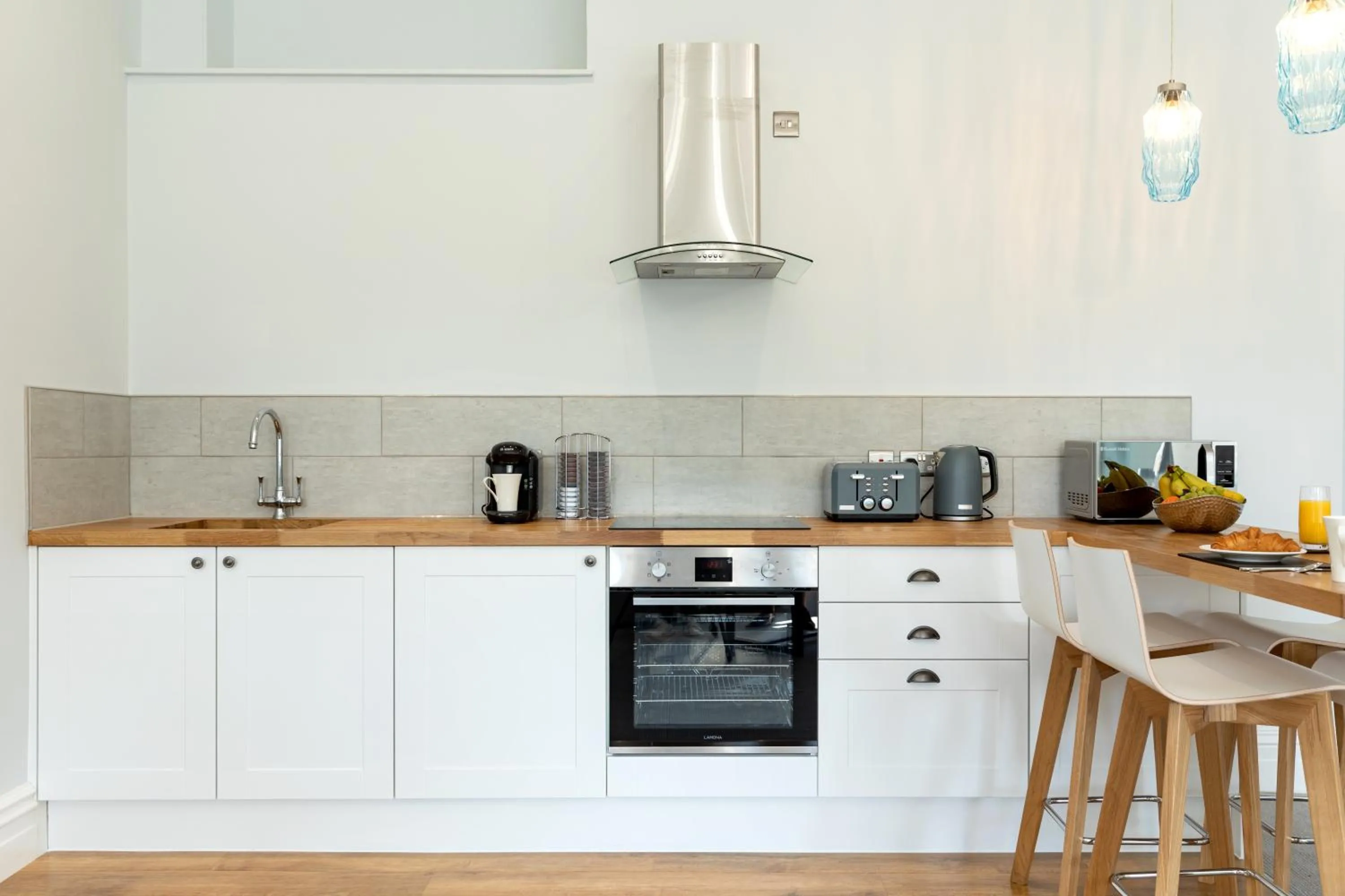 Coffee/tea facilities in Sandhills Apartments, Mudeford