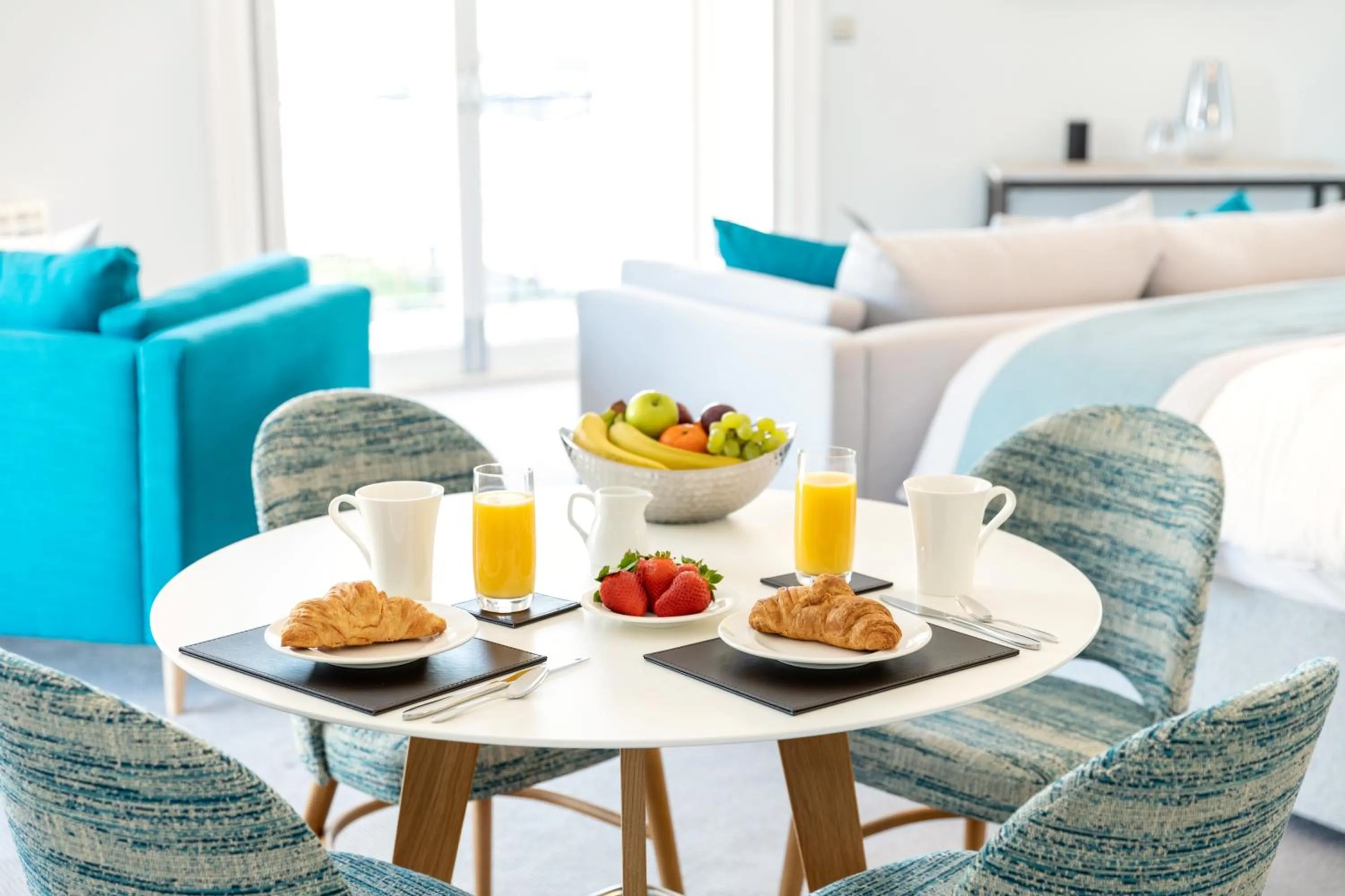 Bed in Sandhills Apartments, Mudeford