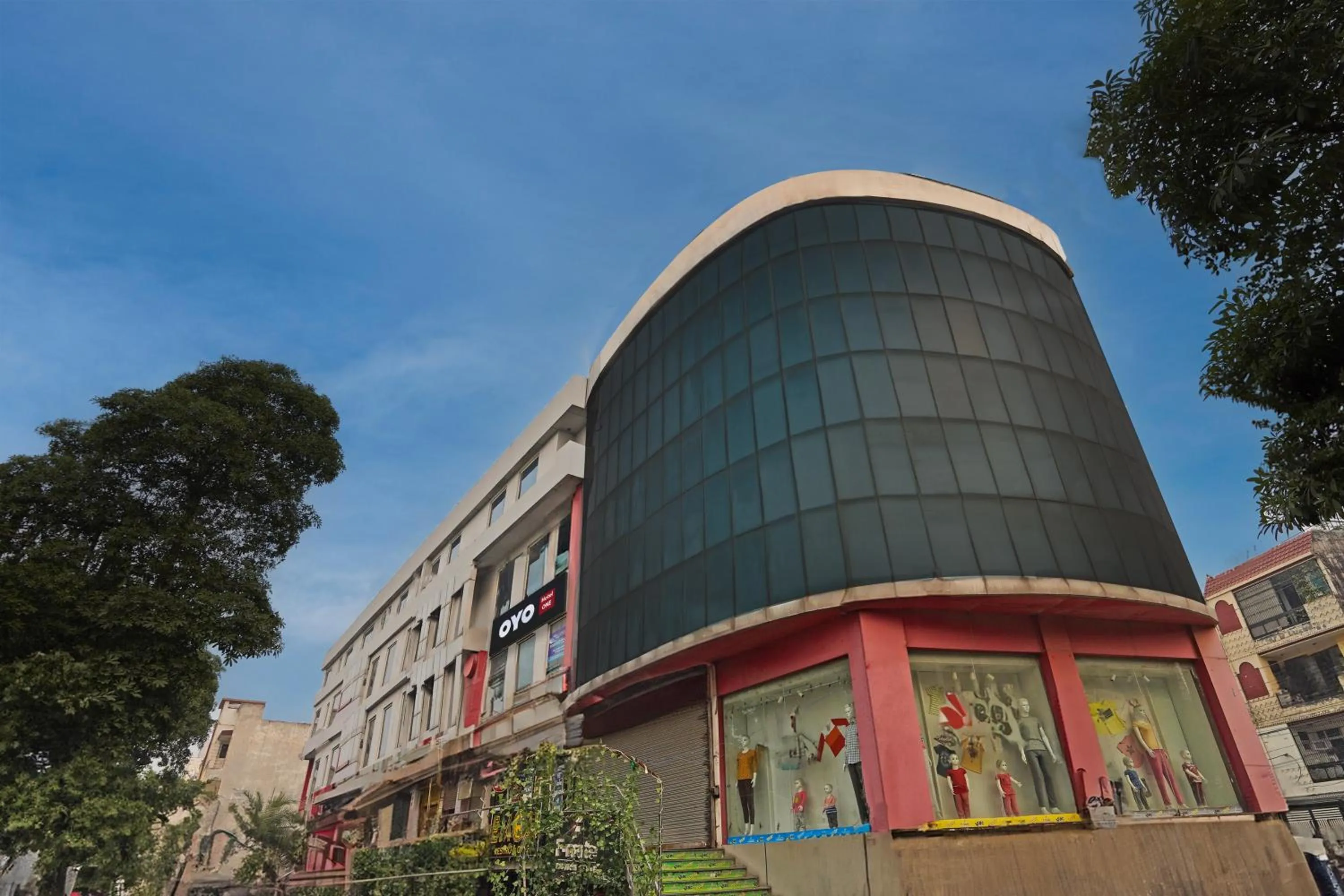 Facade/entrance in Hotel O One Hotel