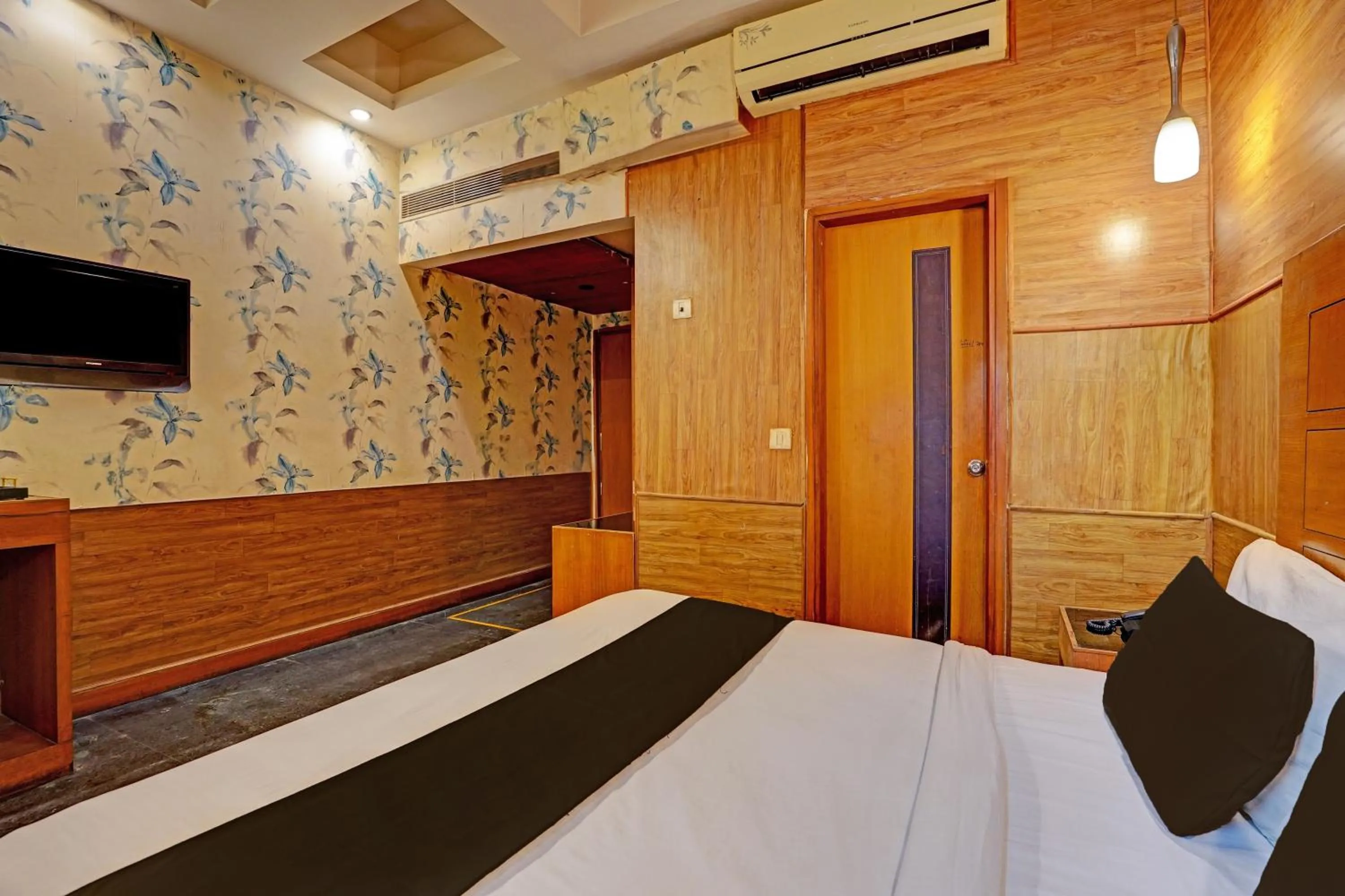 Bedroom, Bed in Hotel O One Hotel