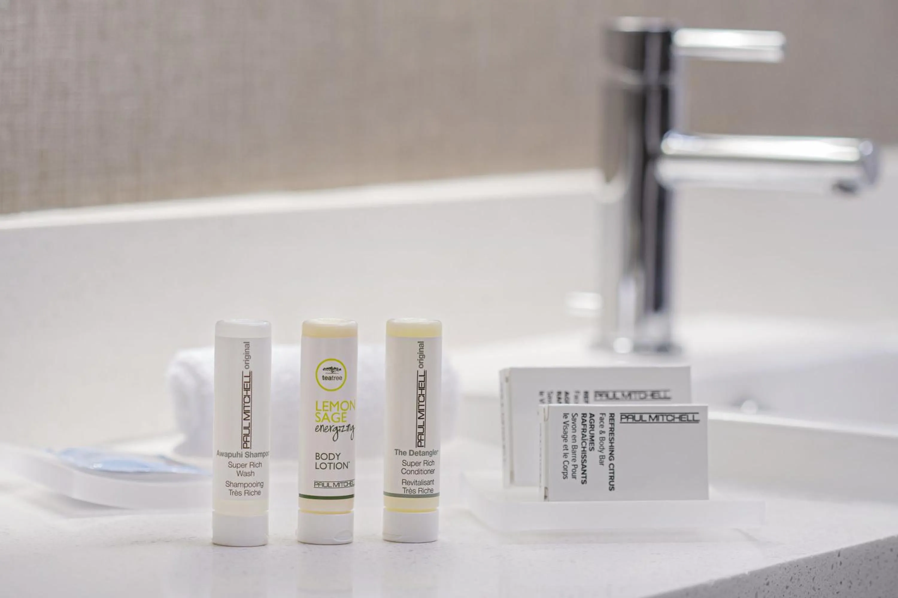 Bathroom in SpringHill Suites by Marriott Tuckahoe Westchester County