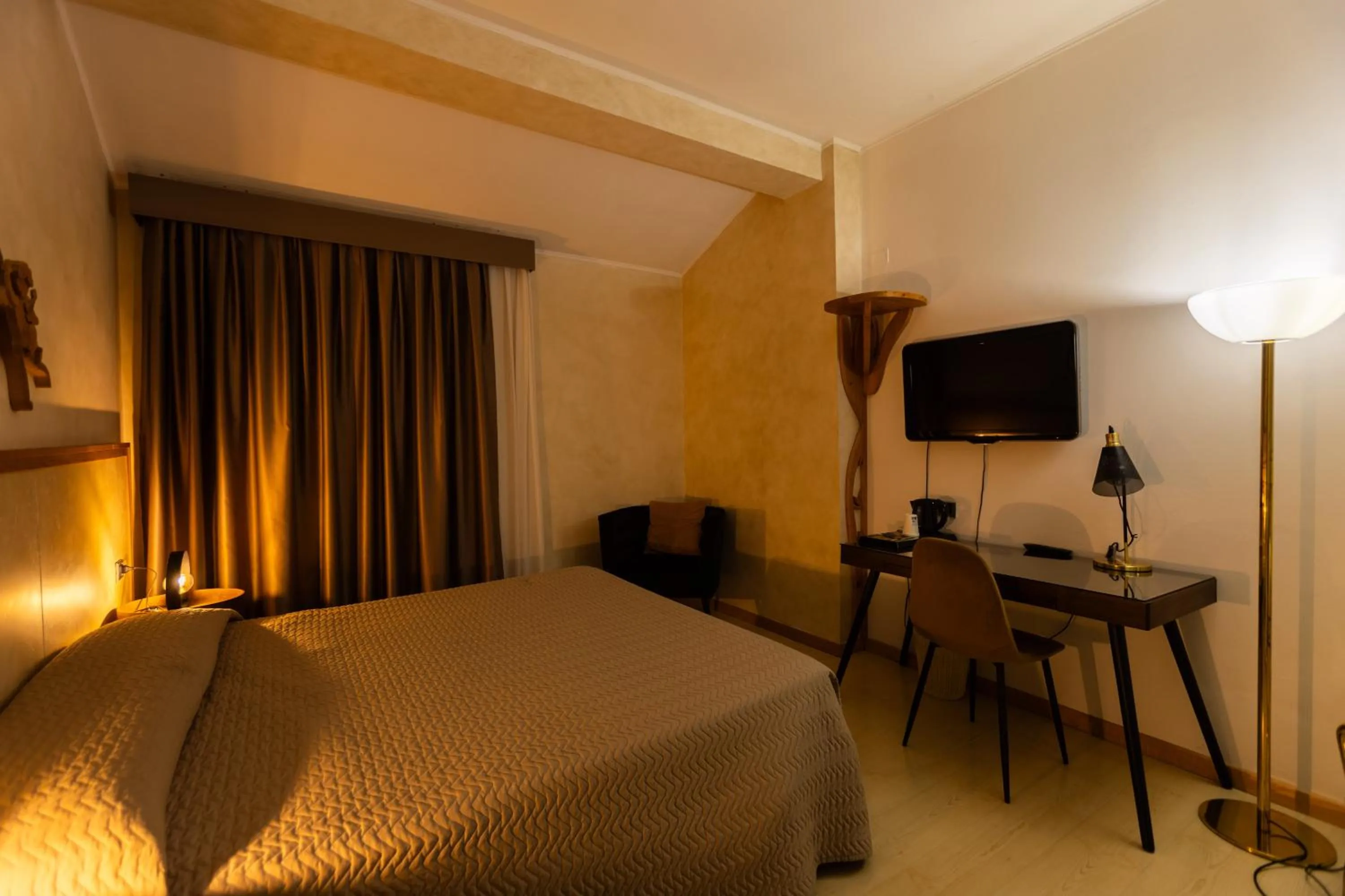 Bedroom, Bed in Hotel Gialletti