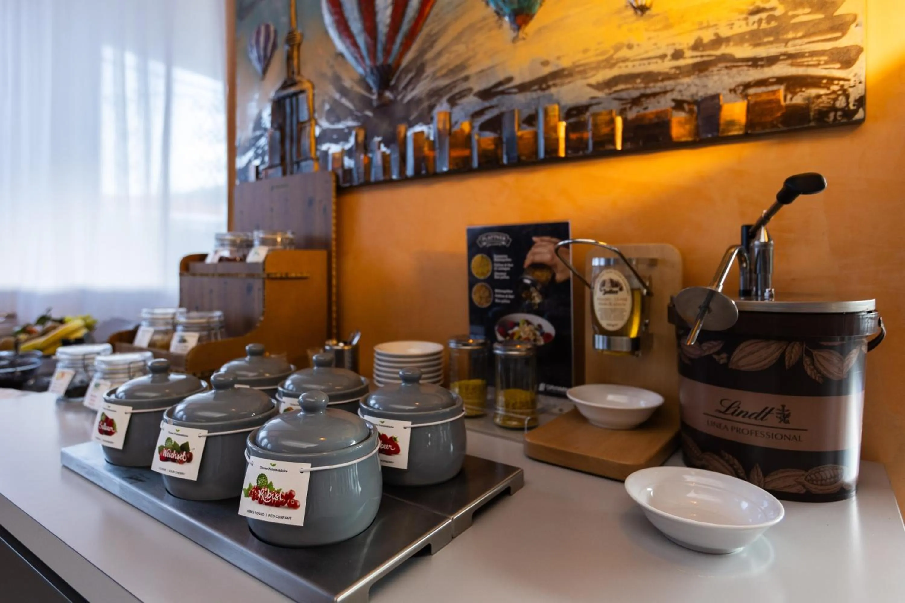 Buffet breakfast in Hotel Gialletti