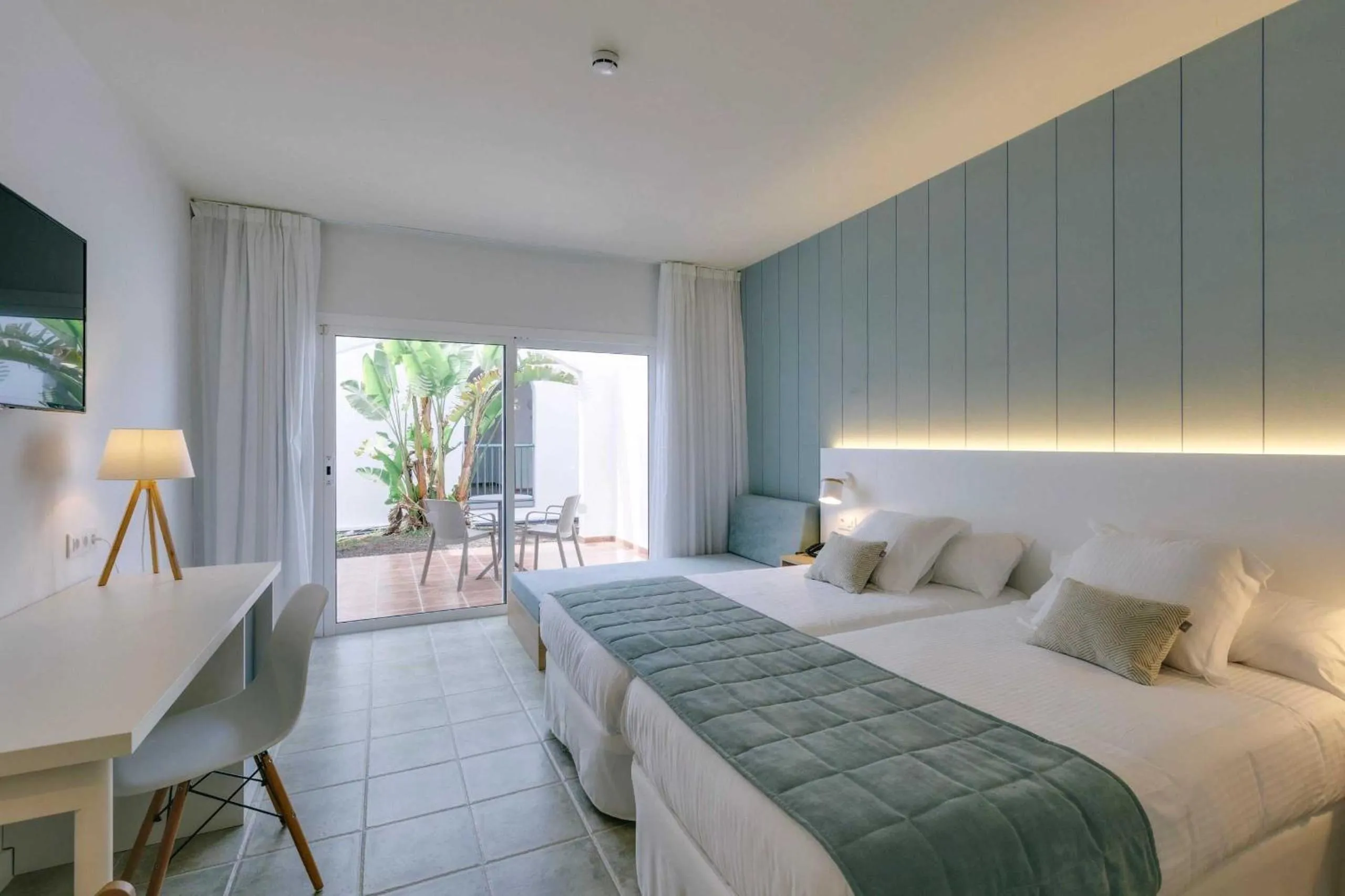 Balcony/Terrace, Bed in Alua Village Fuerteventura - All Inclusive