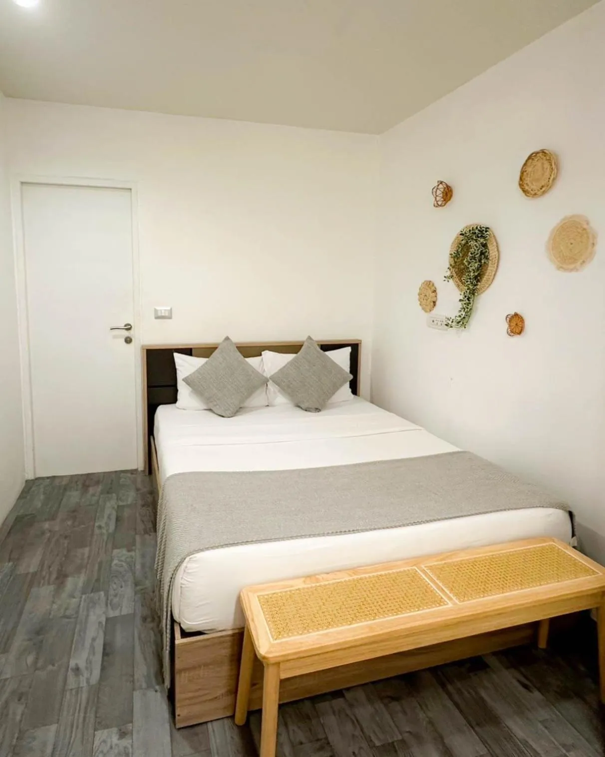 Bed in Benviar Tonson Residence