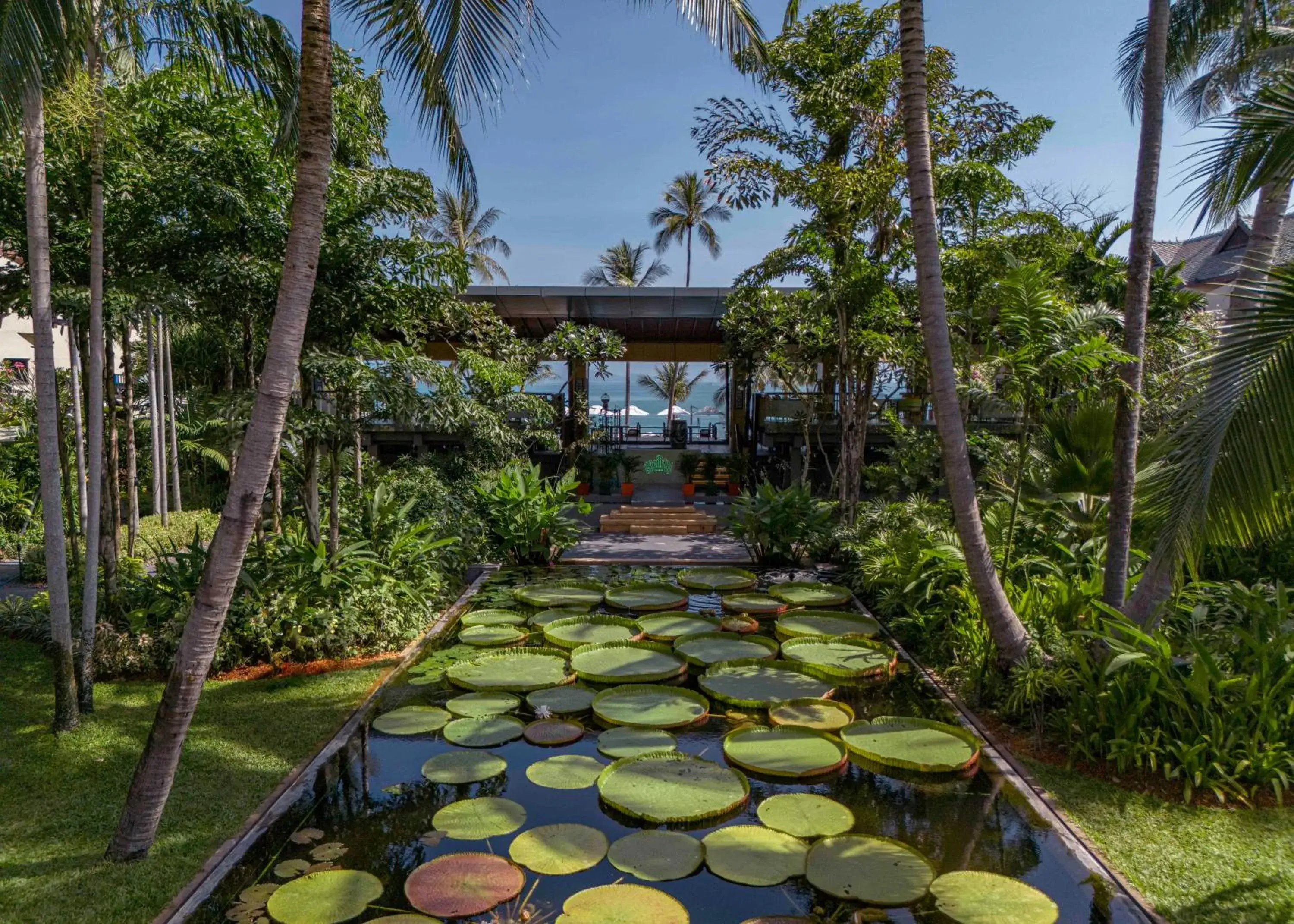 Restaurant/places to eat in Anantara Bophut Koh Samui Resort Restaurant/places to eat in Anantara Bophut Koh Samui Resort