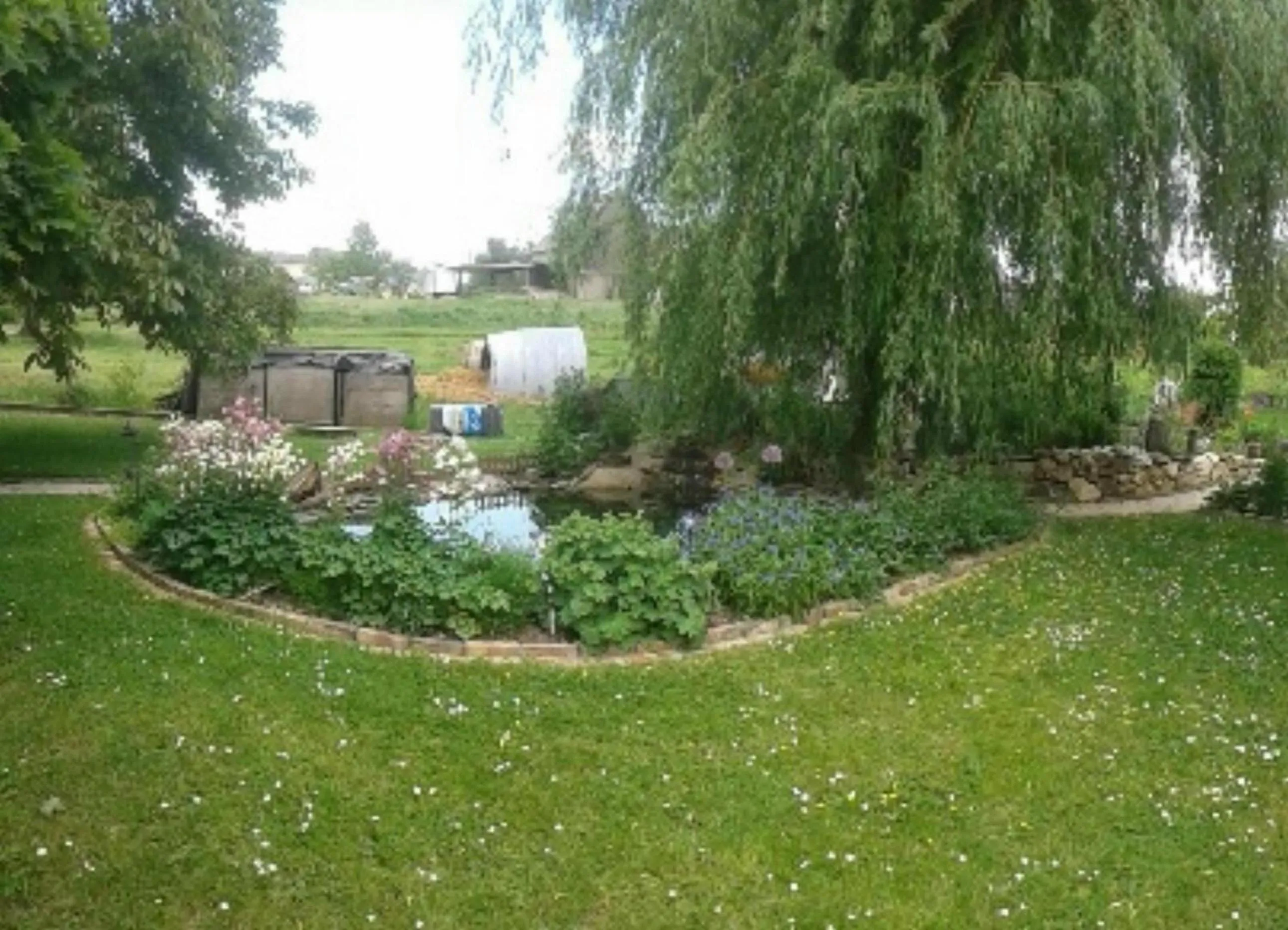 Garden in Stierstall-Suite Pension Wahlenau