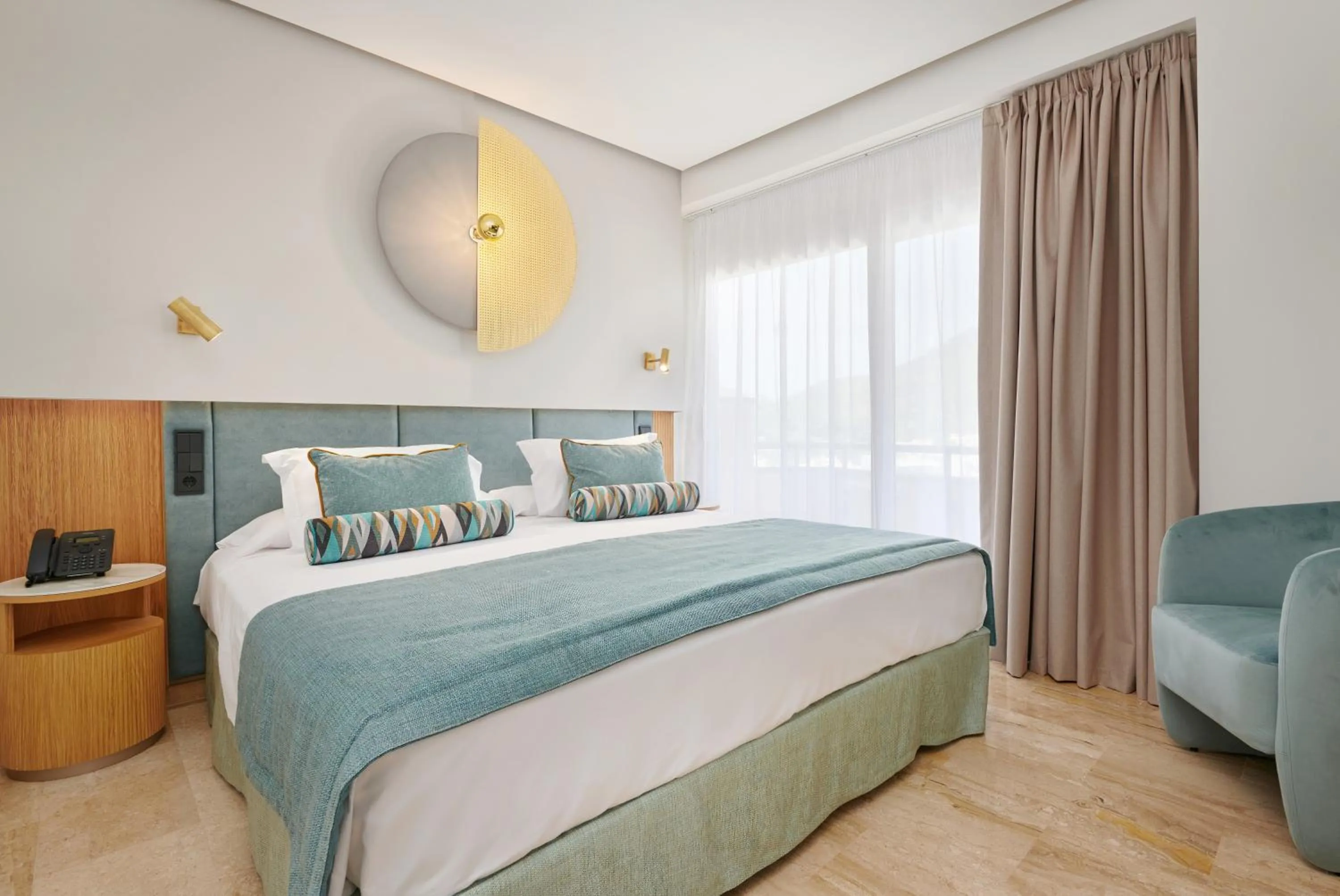 Bedroom, Bed in Grupotel Playa Camp de Mar - Adults Only