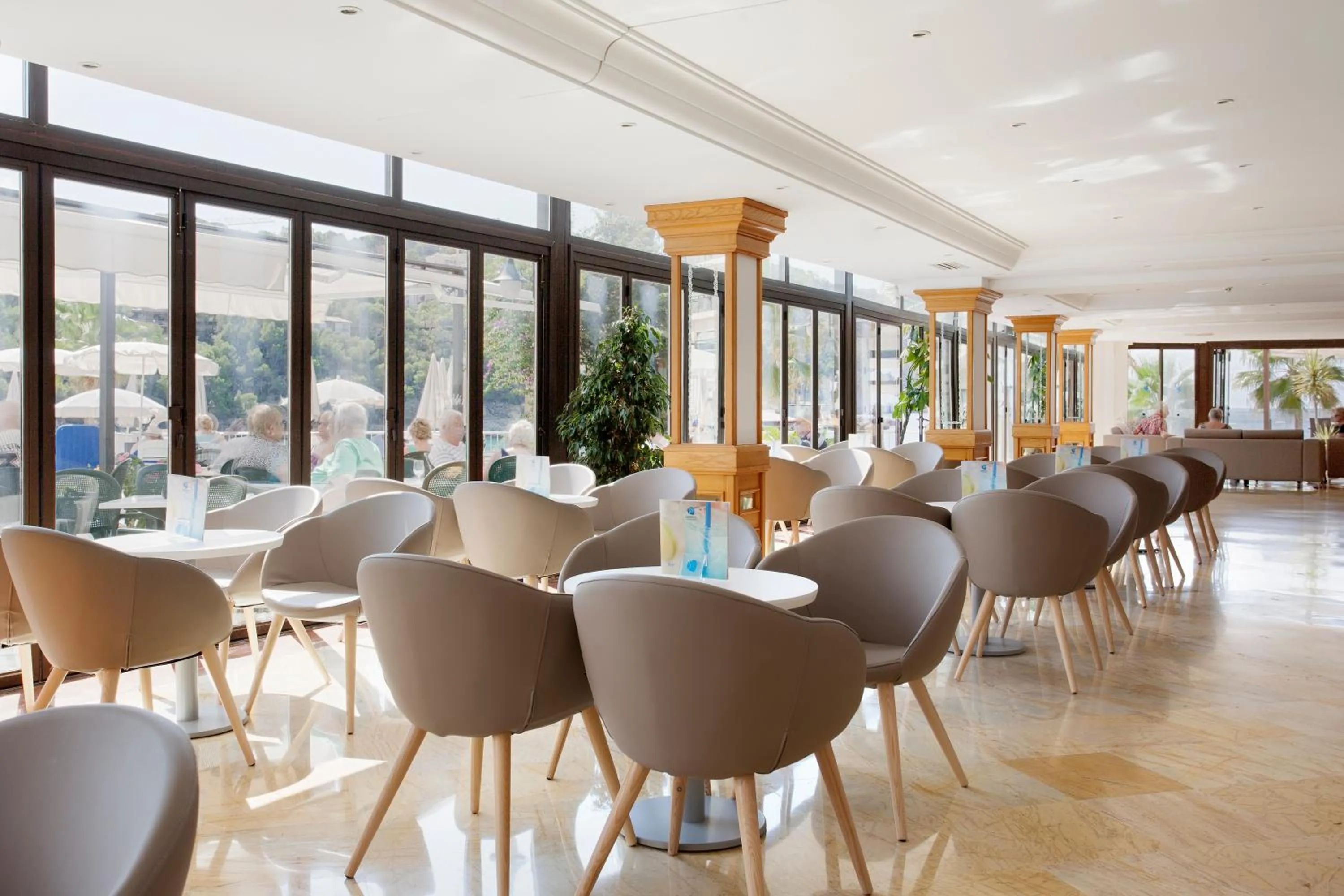 Lounge or bar in Grupotel Playa Camp de Mar - Adults Only