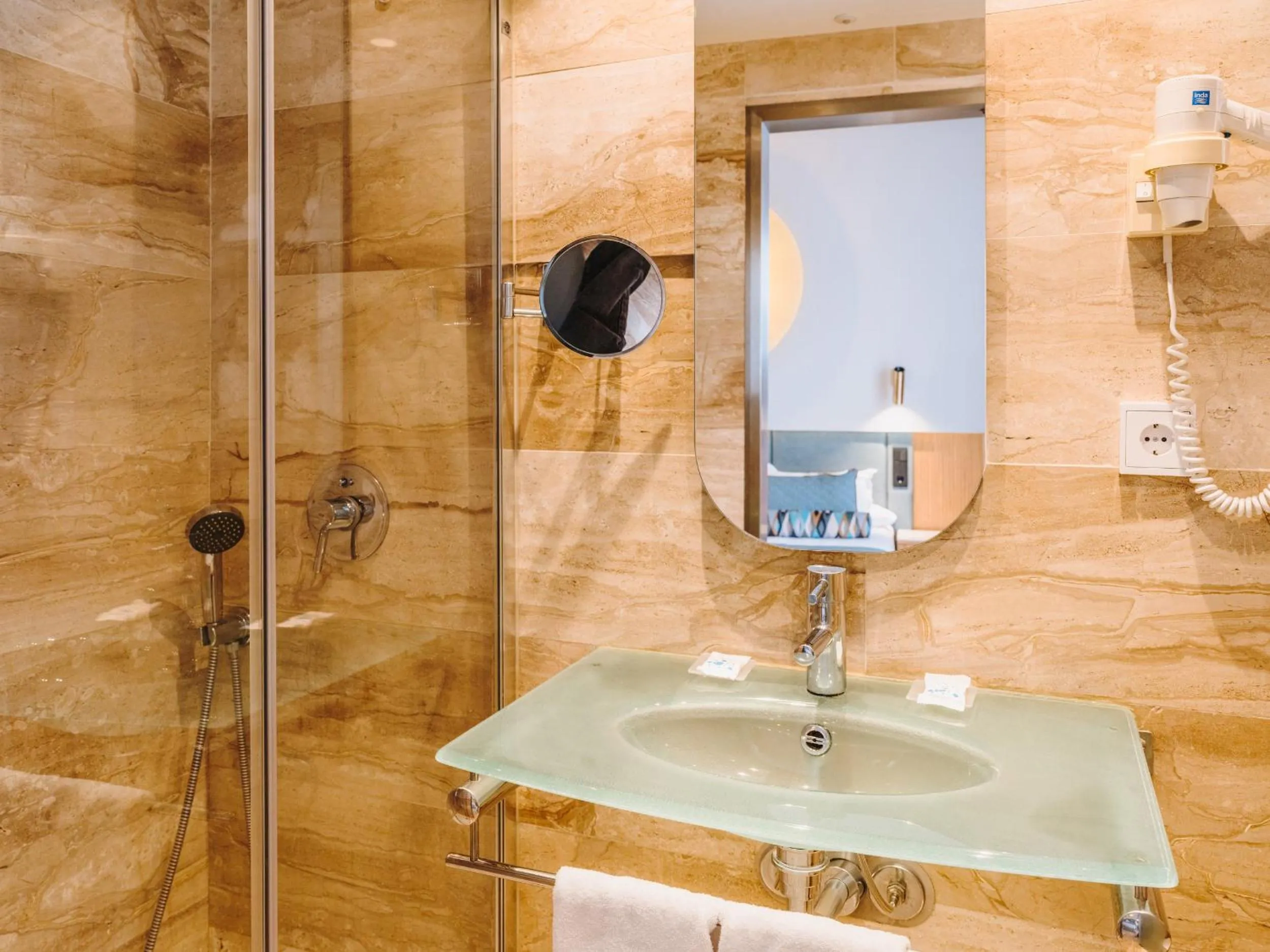 Bathroom in Grupotel Playa Camp de Mar - Adults Only