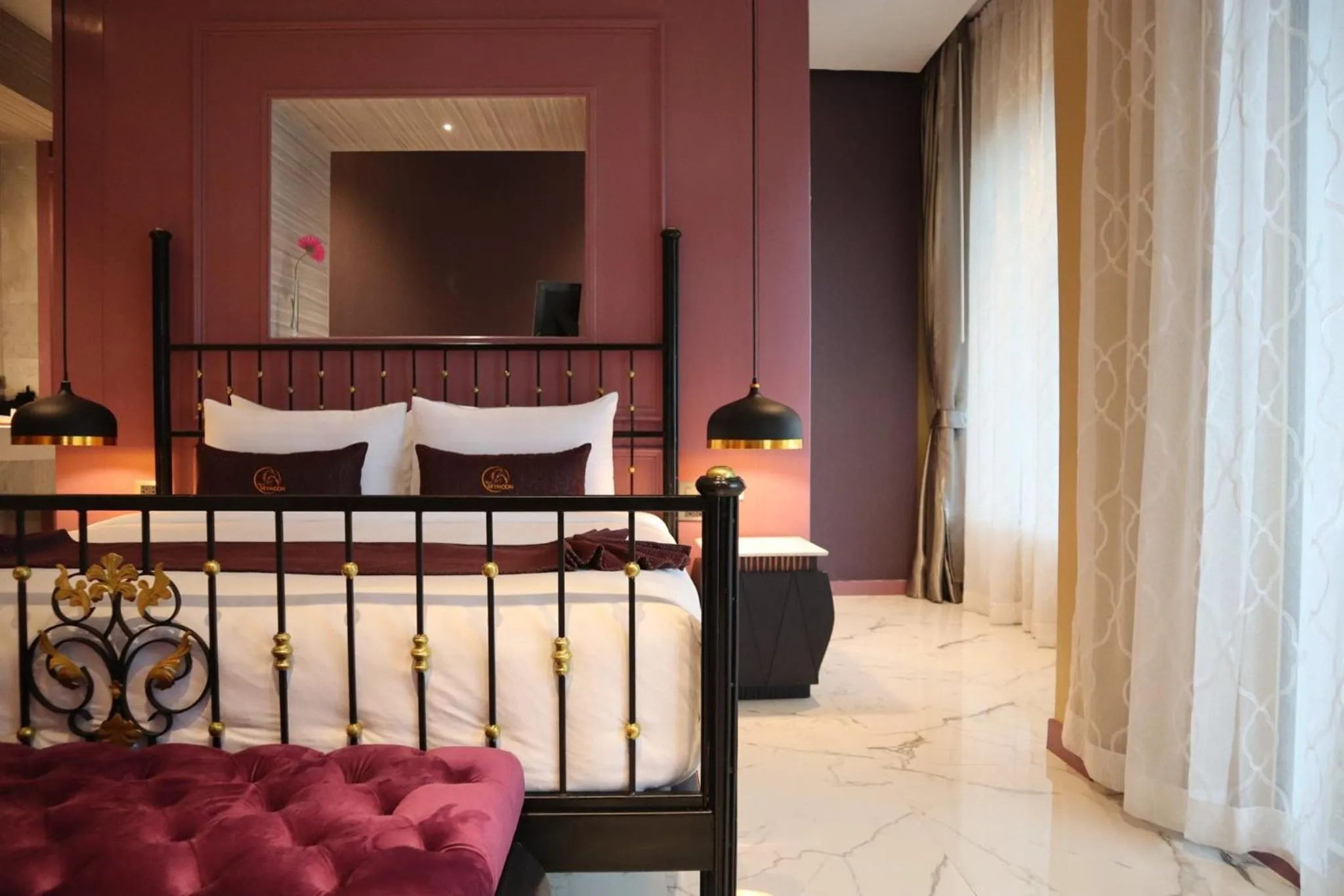 Bed in Cocohut Beach Resort Koh Phangan