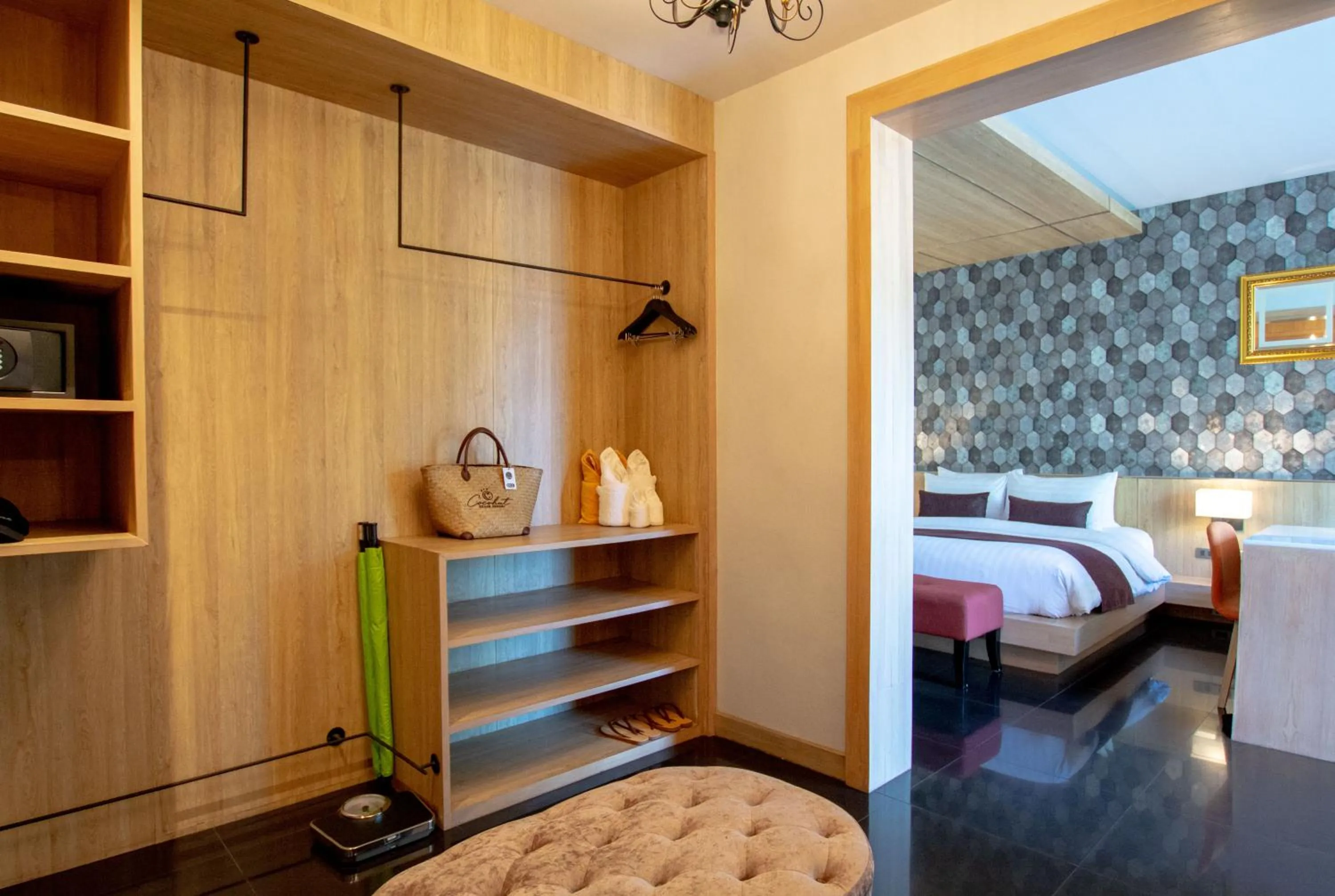 Bed in Cocohut Beach Resort Koh Phangan