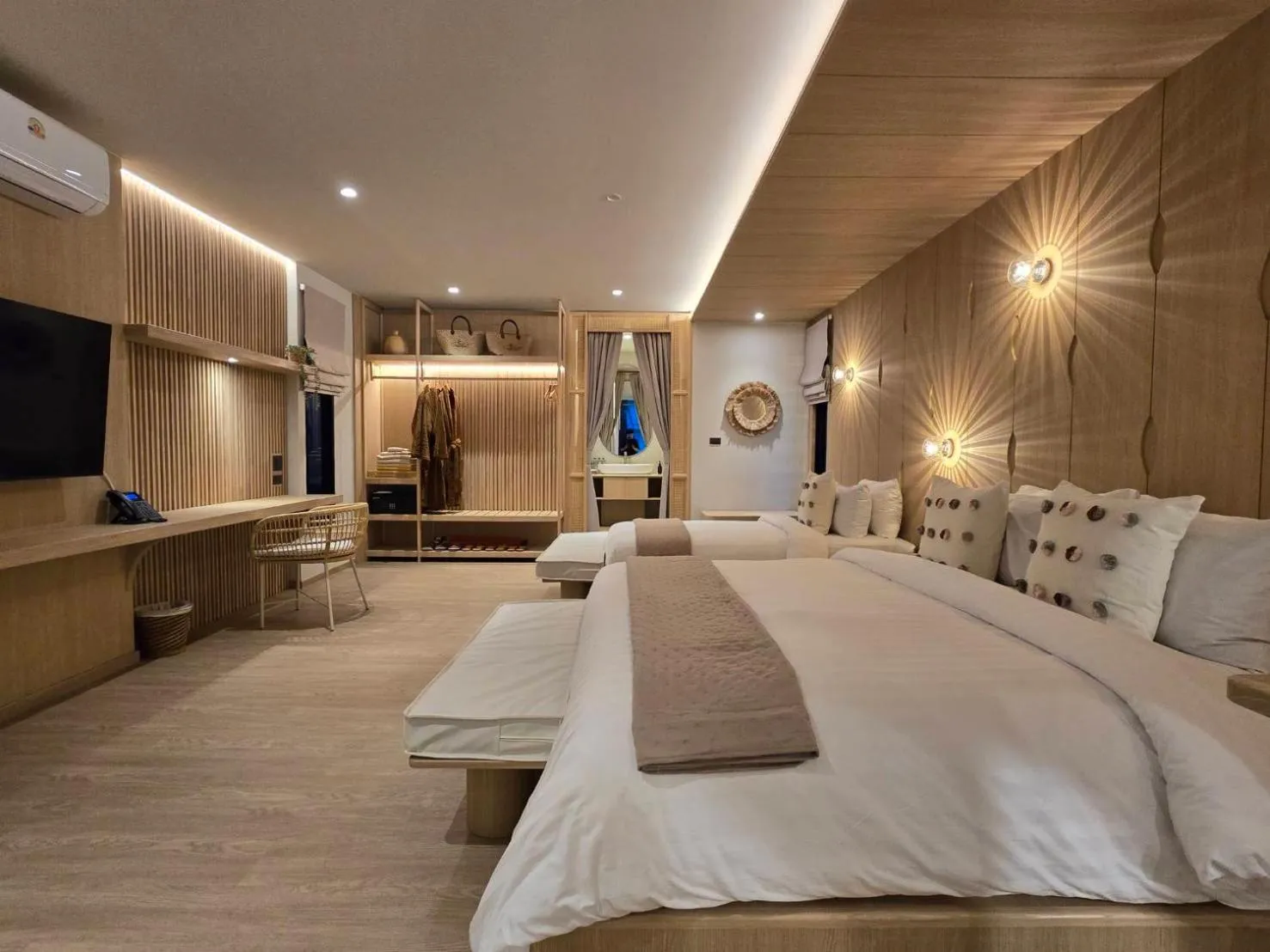 Bed in Cocohut Beach Resort Koh Phangan