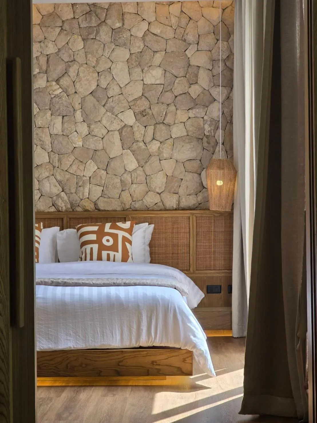 Bed in Cocohut Beach Resort Koh Phangan