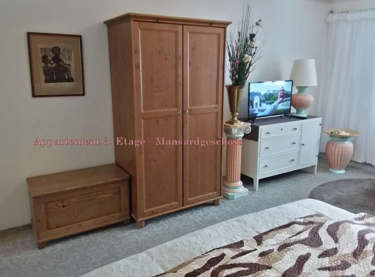 Photo of the whole room in City-Ferienwohnungen-Dresden - zentral gelegen im Haus Louisenstrasse 11 - Dresden-Neustadt