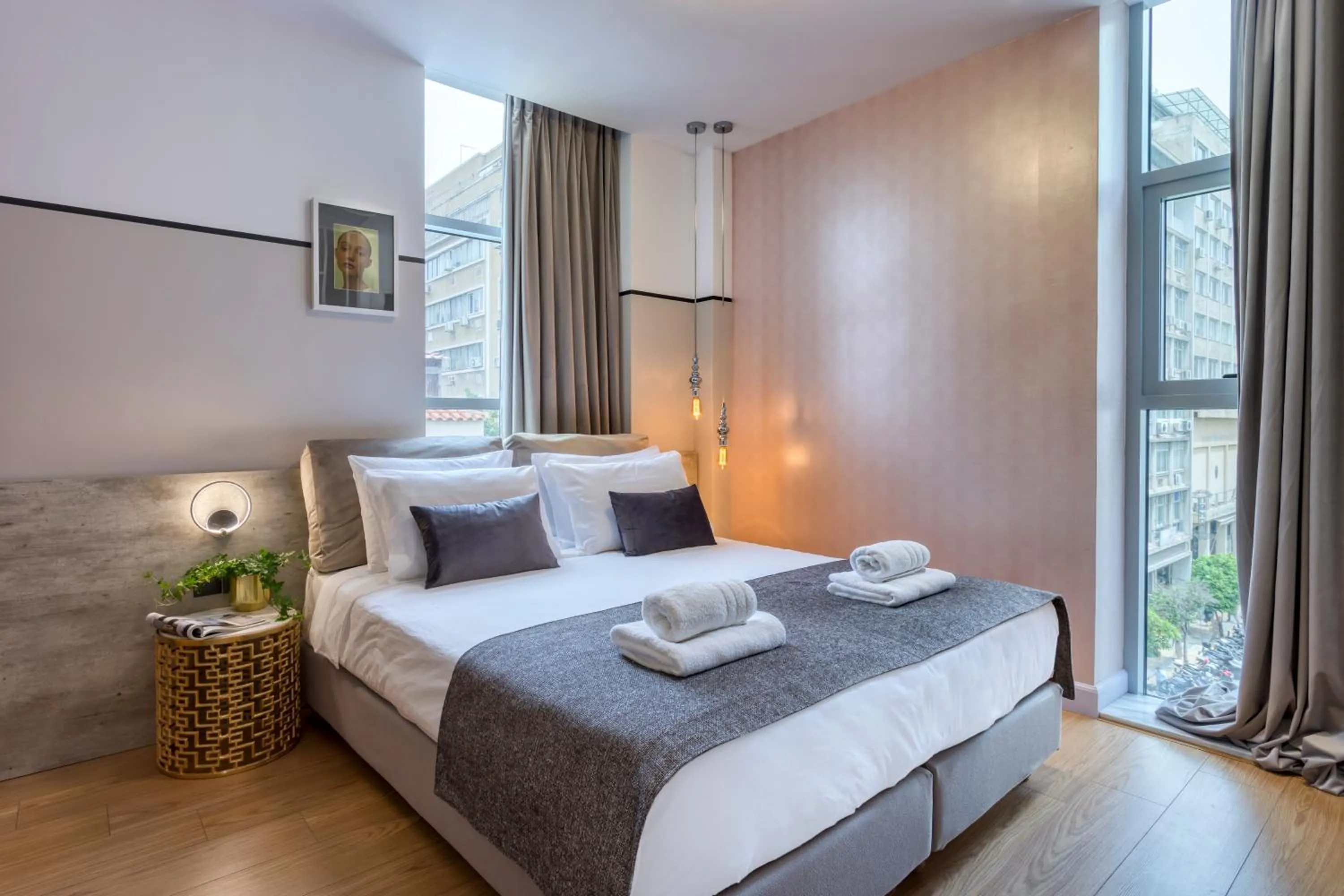 Bedroom, Bed in The Pinnacle Athens