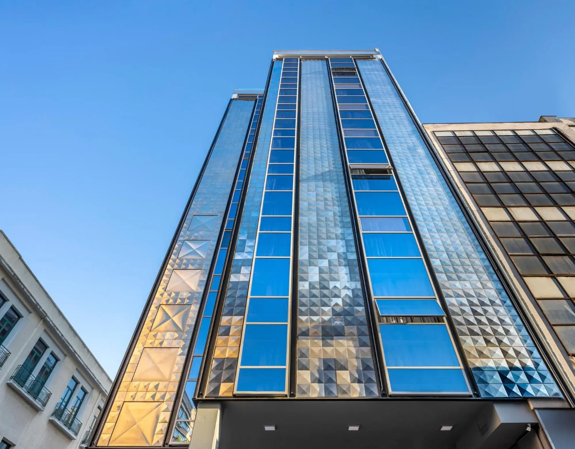 Property building in The Pinnacle Athens Property building in The Pinnacle Athens