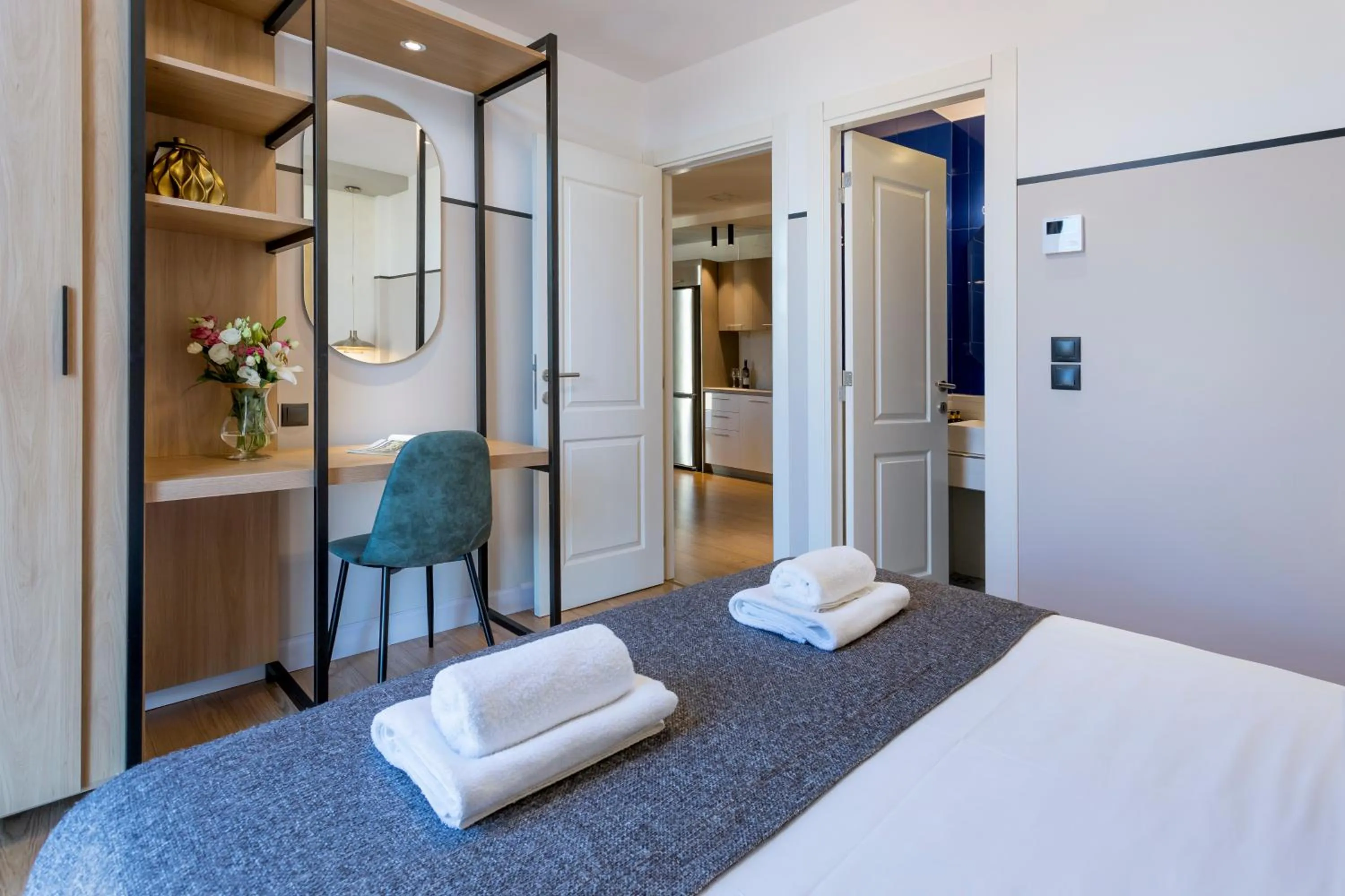 Bed in The Pinnacle Athens