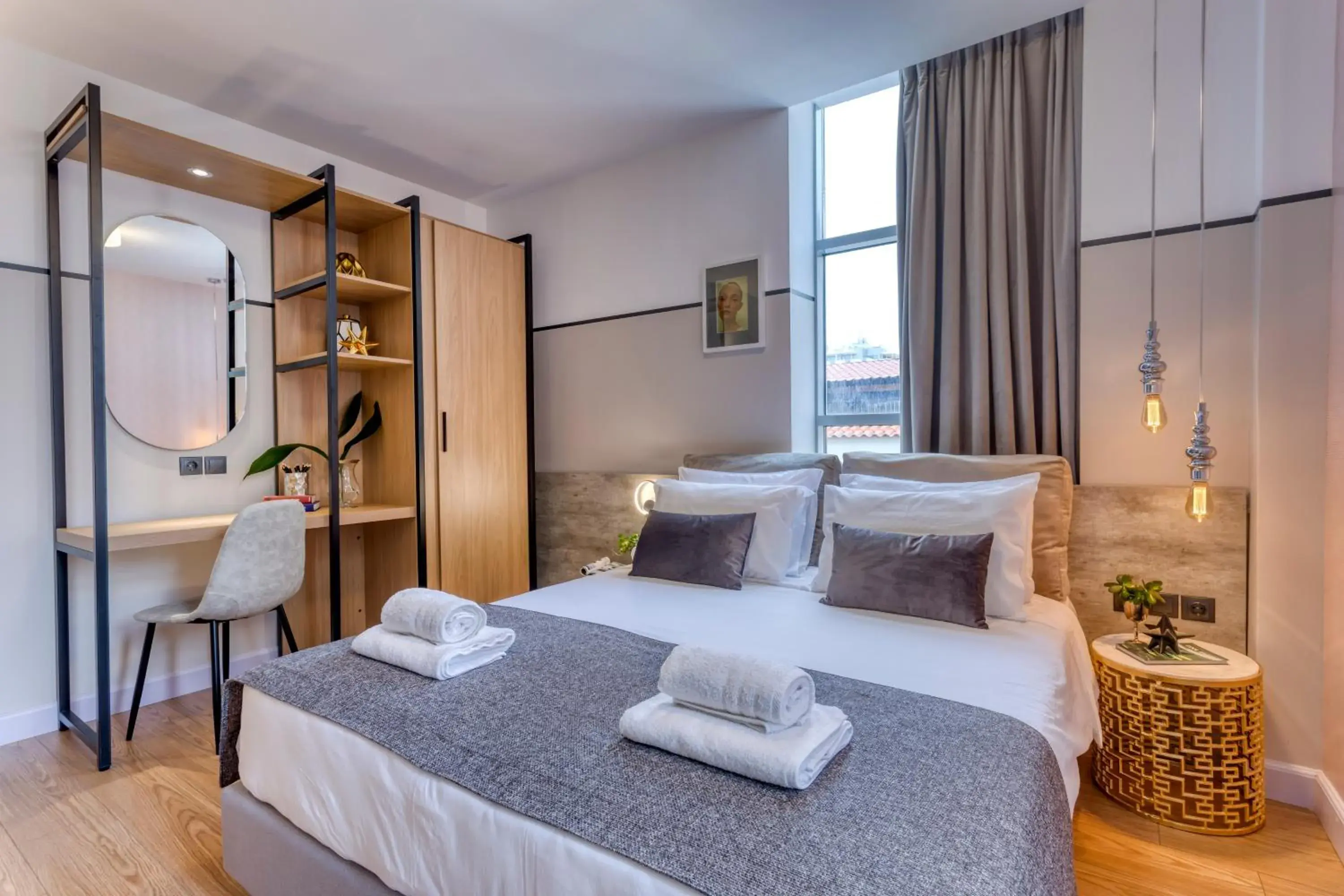 Bed in The Pinnacle Athens Bed in The Pinnacle Athens