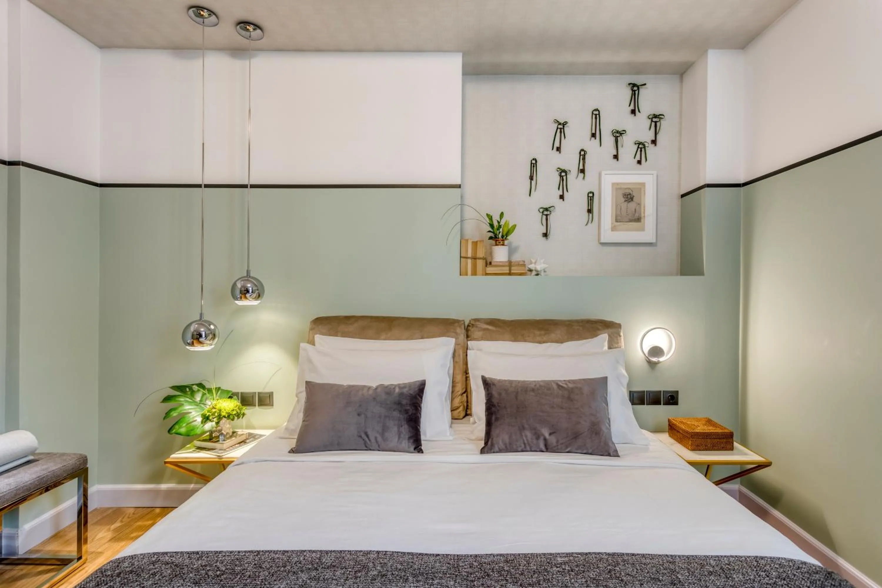 Bedroom, Bed in The Pinnacle Athens