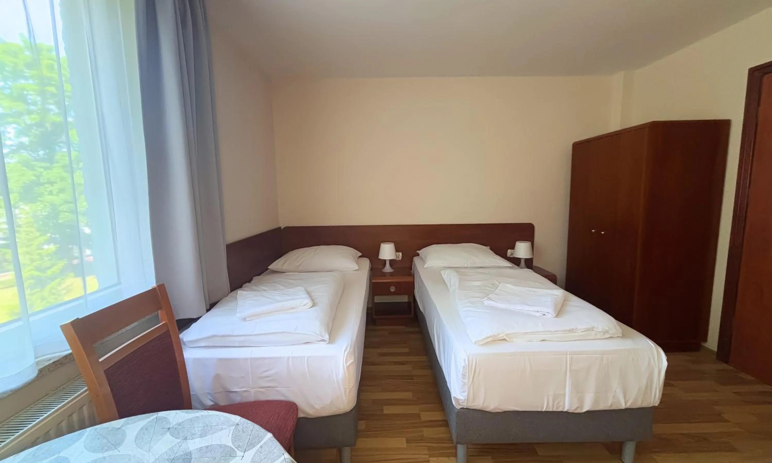 Twin Room in City Hostel