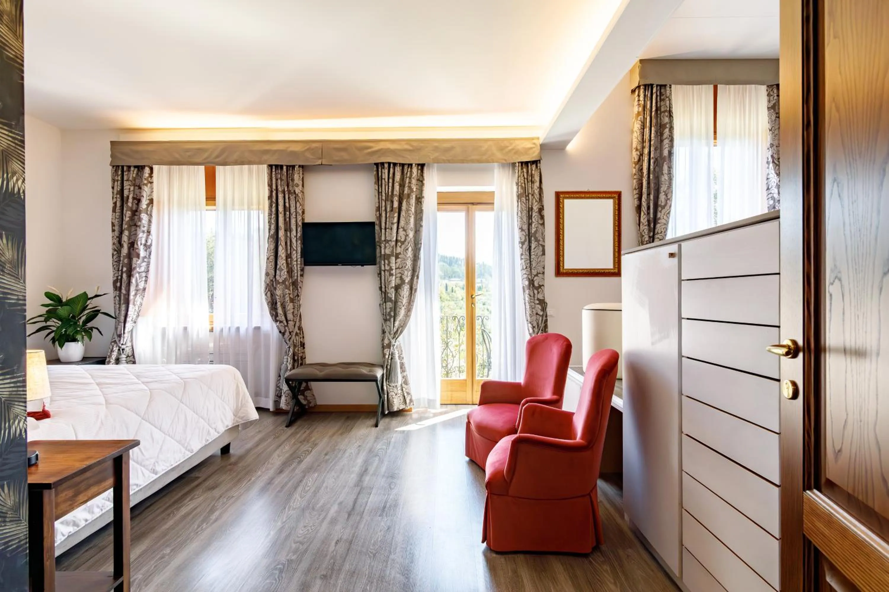 Bed in Agriturismo Villa Godenano - Pool&Restaurant