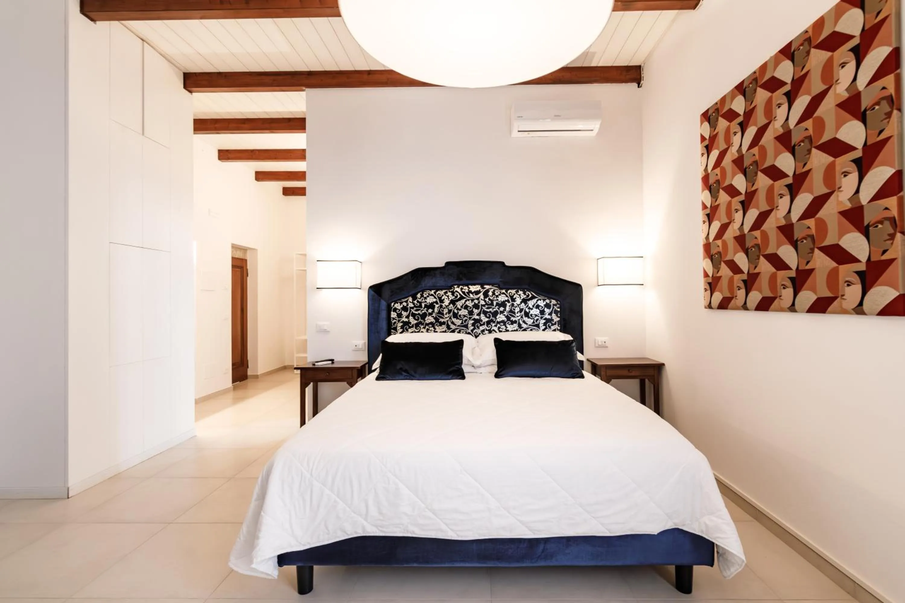 Bed in Agriturismo Villa Godenano - Pool&Restaurant