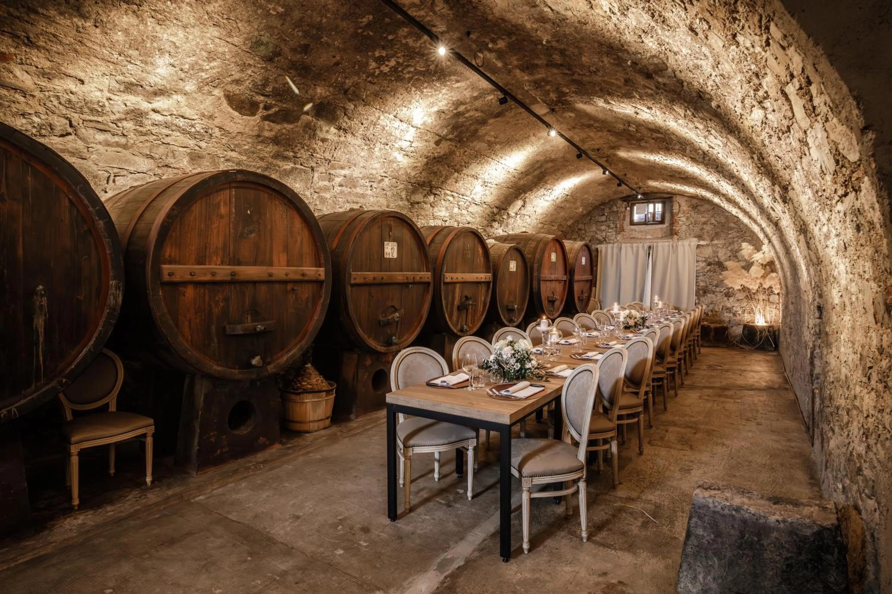 Lounge or bar in Agriturismo Villa Godenano - Pool&Restaurant