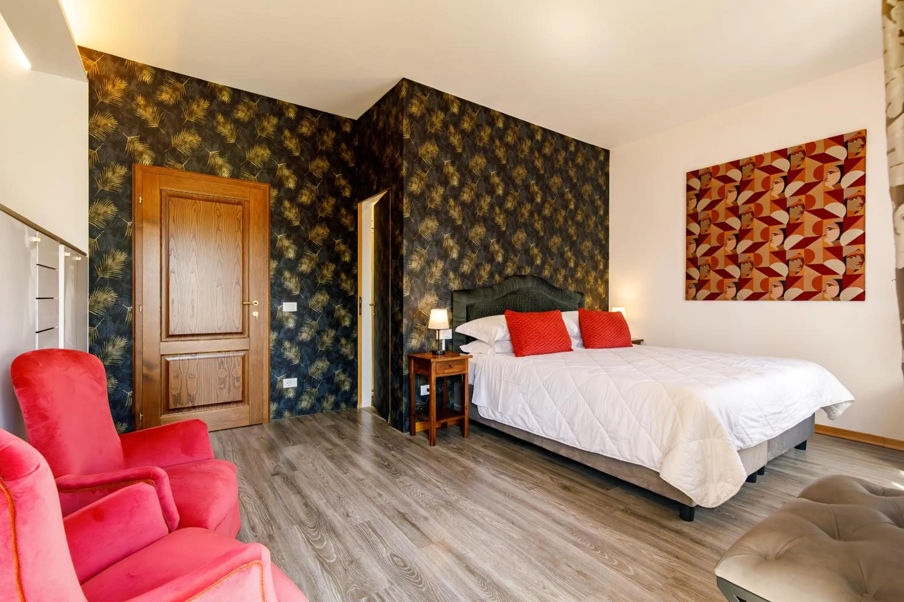 Bedroom, Bed in Agriturismo Villa Godenano - Pool&Restaurant