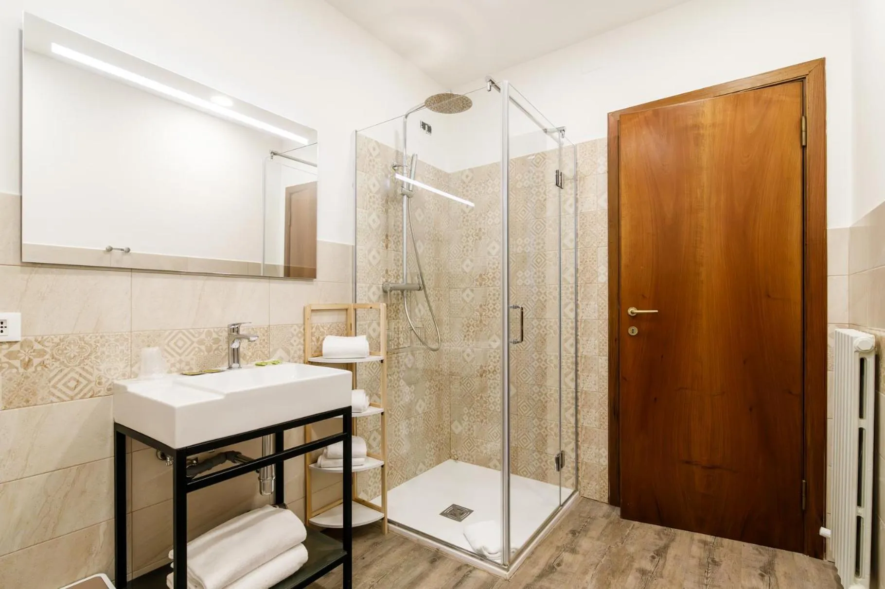 Shower in Agriturismo Villa Godenano - Pool&Restaurant