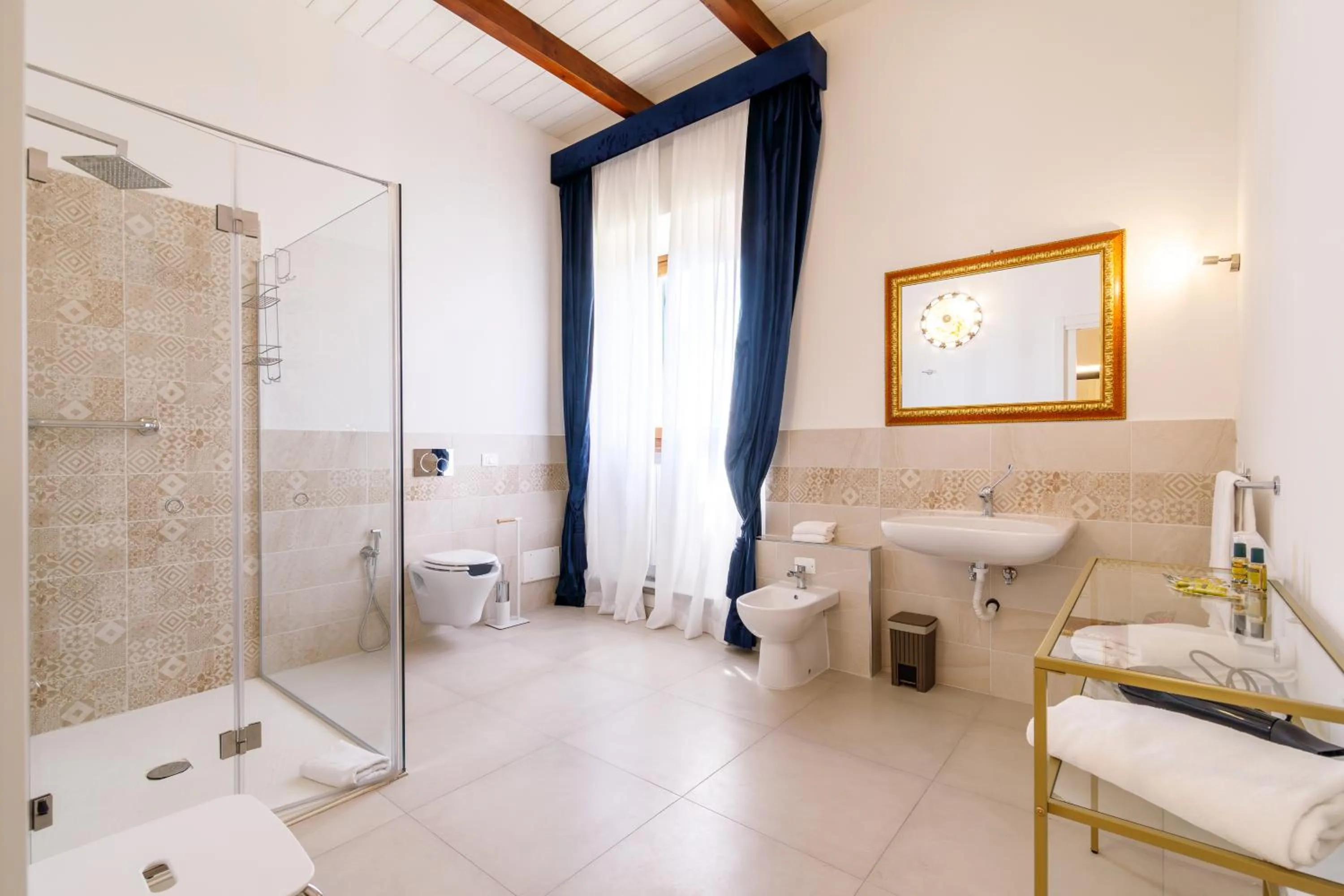 Bathroom in Agriturismo Villa Godenano - Pool&Restaurant