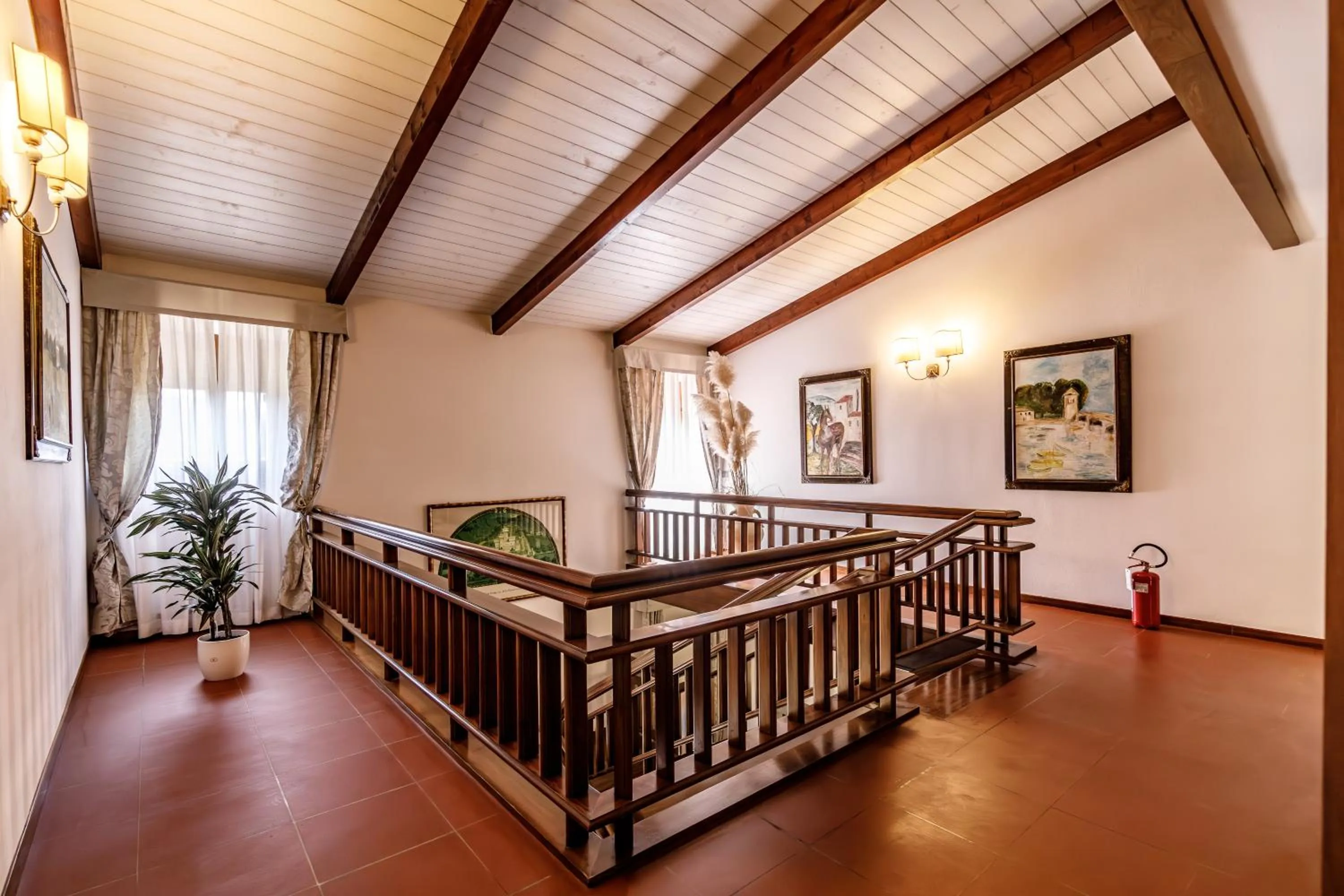 Decorative detail, Bed in Agriturismo Villa Godenano - Pool&Restaurant