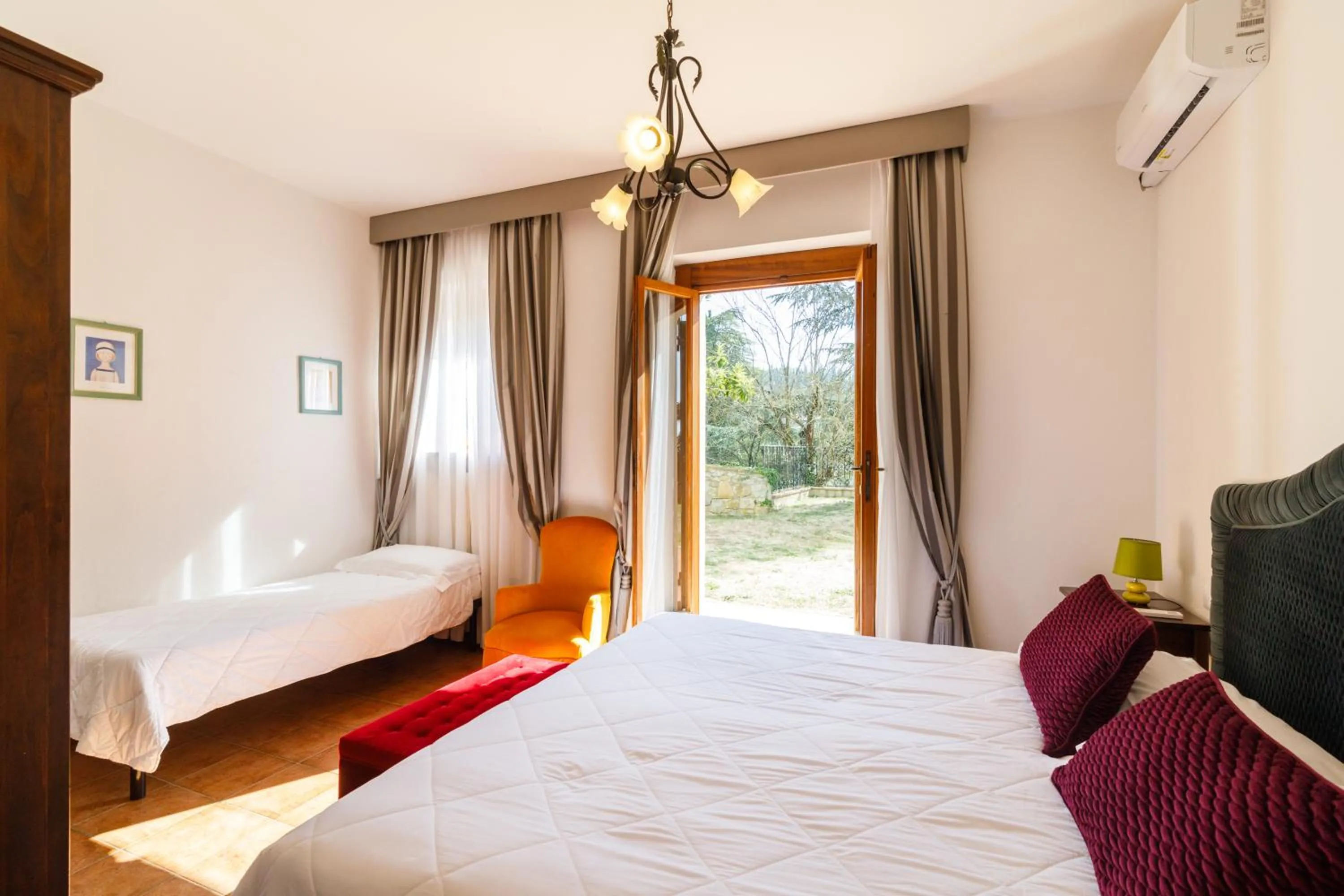 View (from property/room), Bed in Agriturismo Villa Godenano - Pool&Restaurant