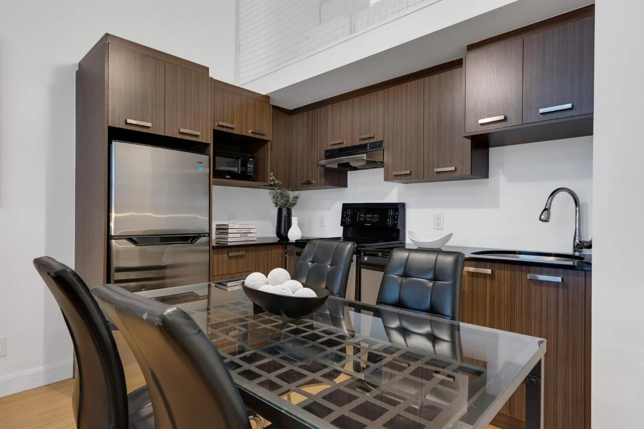 Coffee/tea facilities in LiV MTL Main