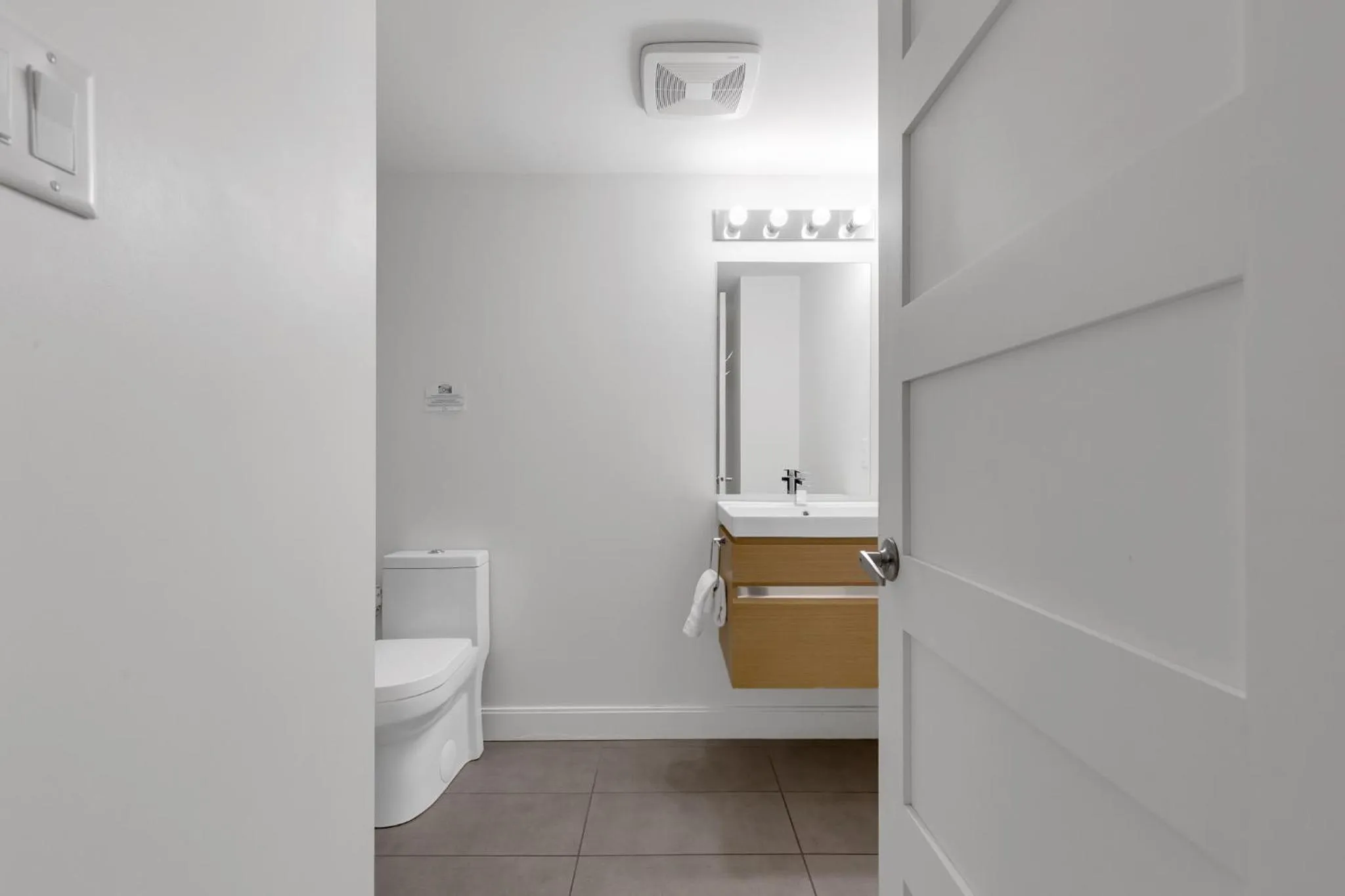 Toilet in LiV MTL Main