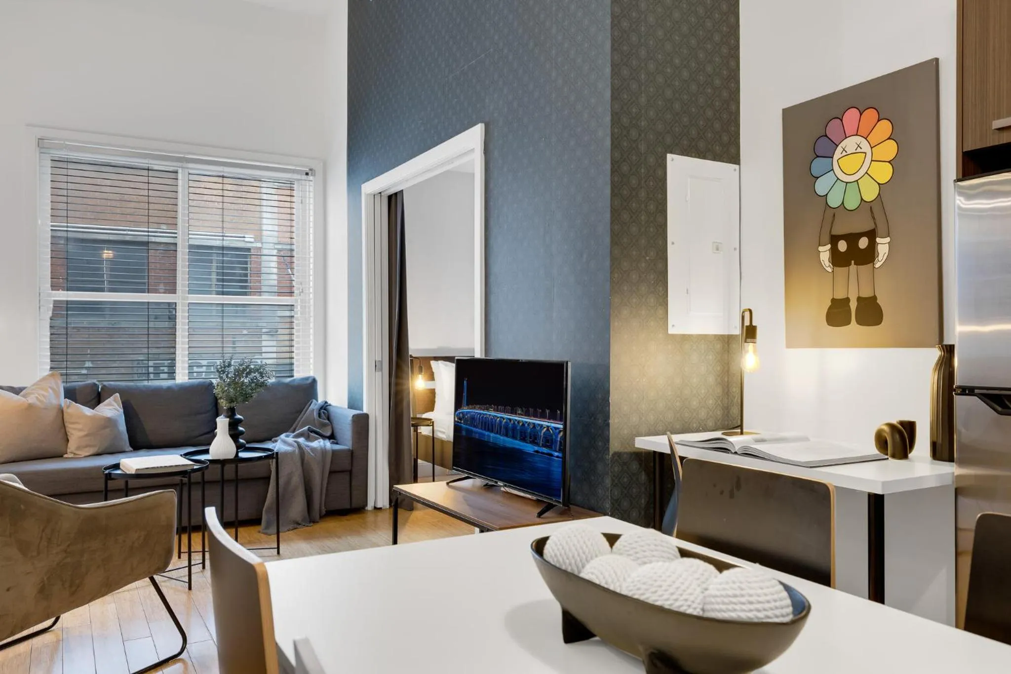 Communal lounge/ TV room in LiV MTL Main