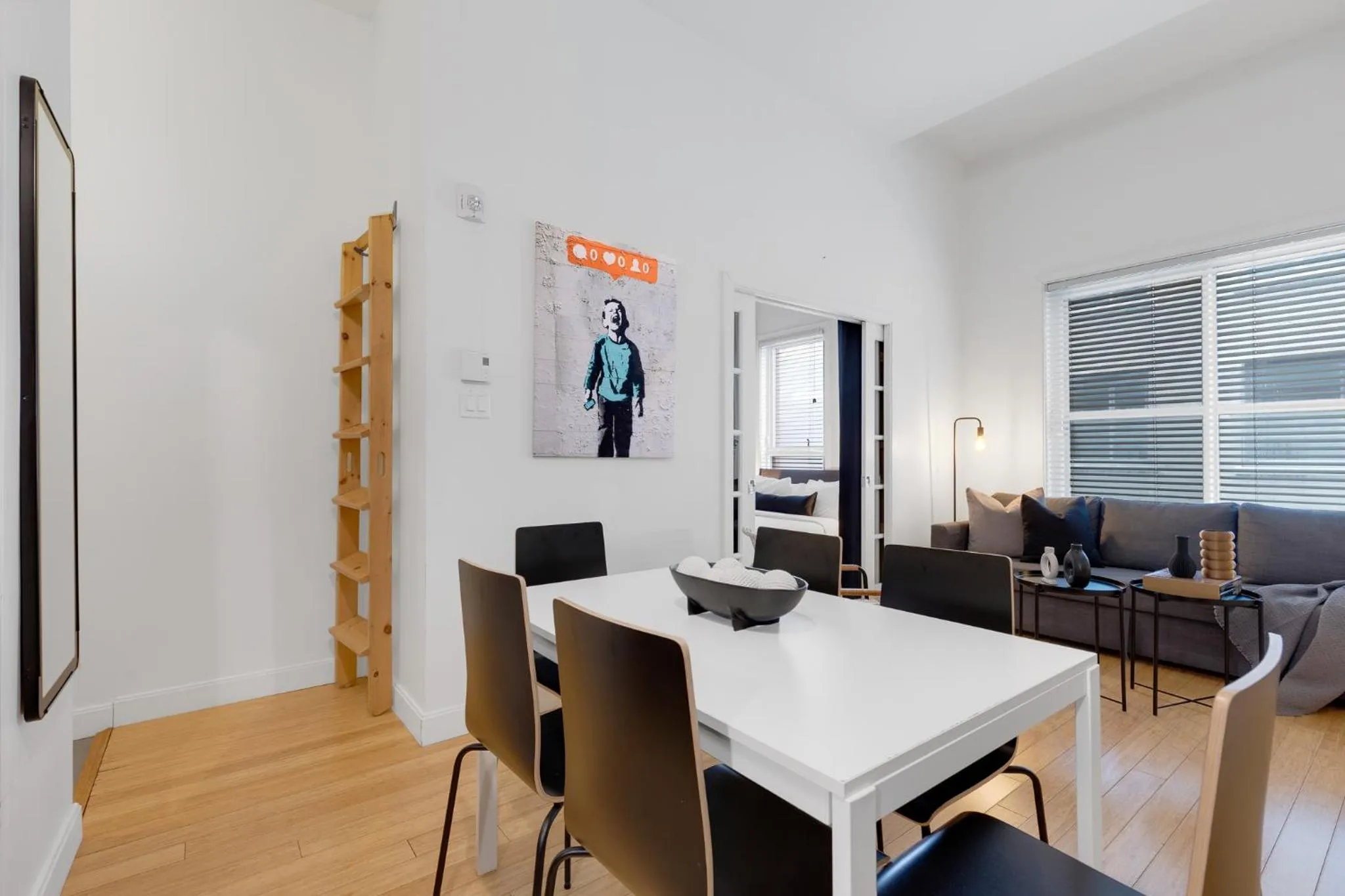 TV and multimedia in LiV MTL Main