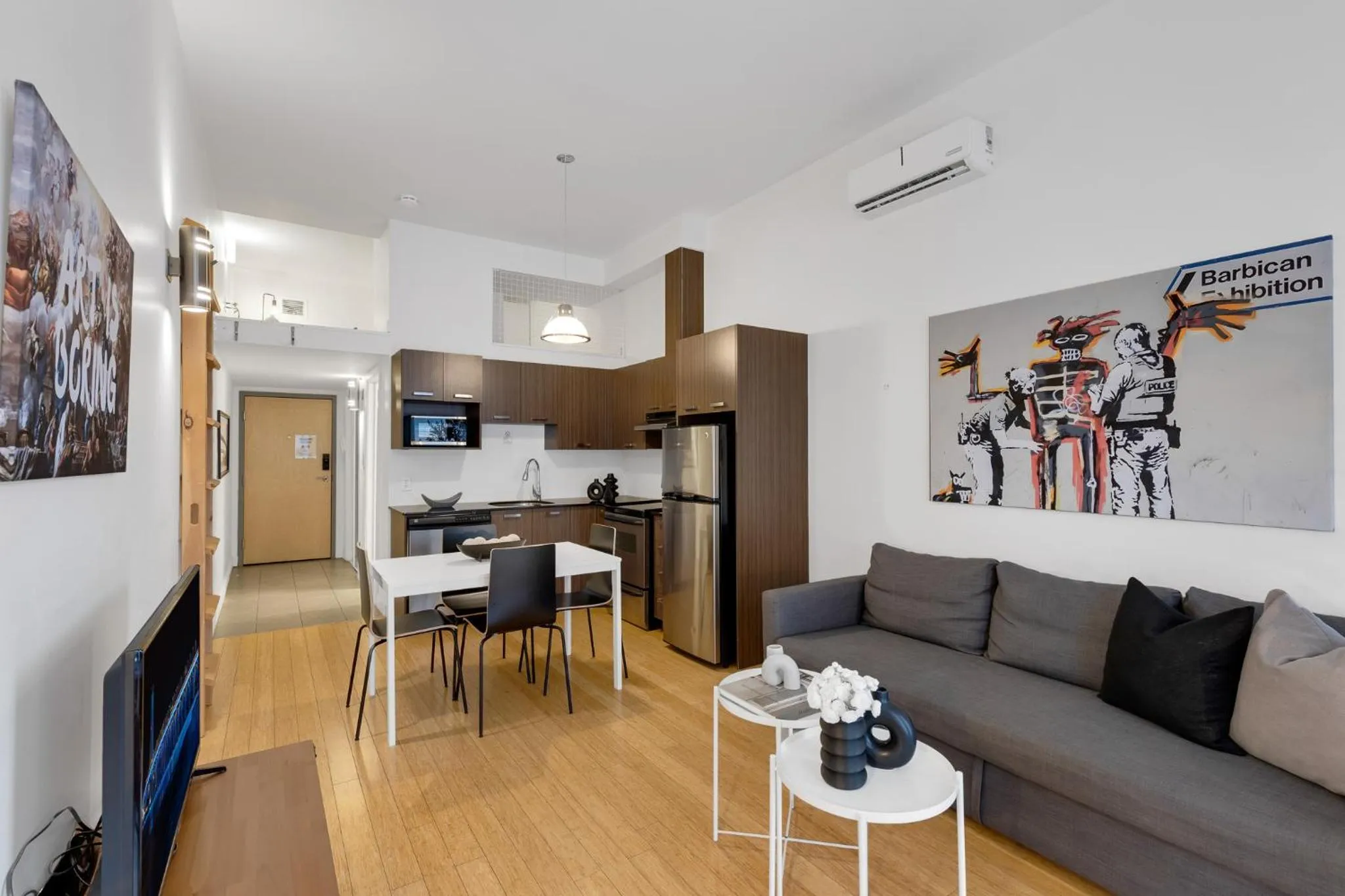 TV and multimedia in LiV MTL Main