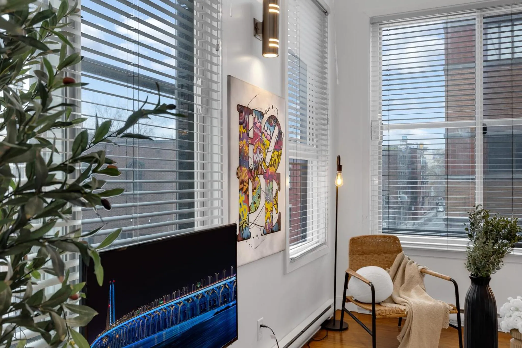 Living room in LiV MTL Main