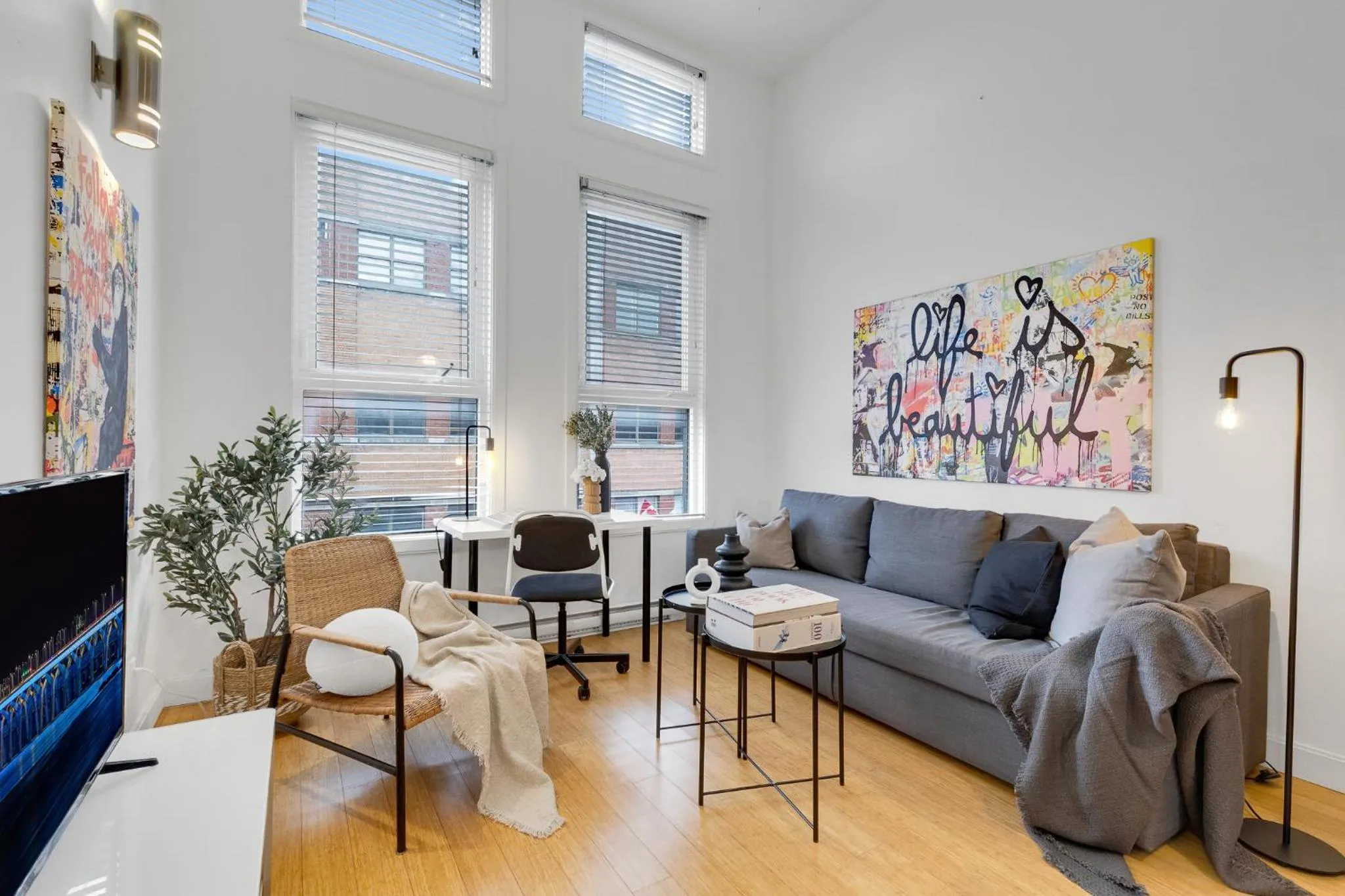 TV and multimedia in LiV MTL Main