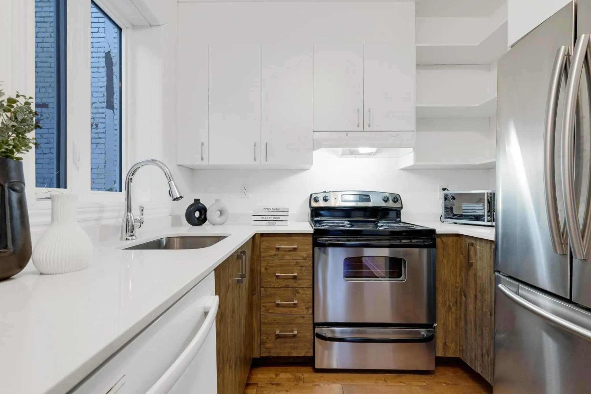 Kitchen or kitchenette in LiV MTL MTL